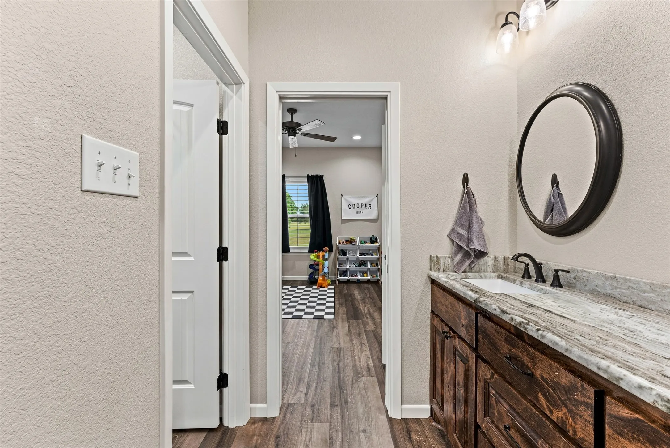 Single Family Residence For Sale in Mc Lennan County , 717 Dove Hill Lane, China Spring, Texas 76633, 3 Bedroom, 3 Bathroom, Garage spaces, 1,817 Sqft, built in 2021, mls#21355682, Real Estate Agent in China Spring, Homes For Sale in Mc Lennan county, Homes For Sale in China Spring, Realtor in China Spring Texas, Real Estate Brokerage Independent Realty Texas, Luminita Cordes Realtor