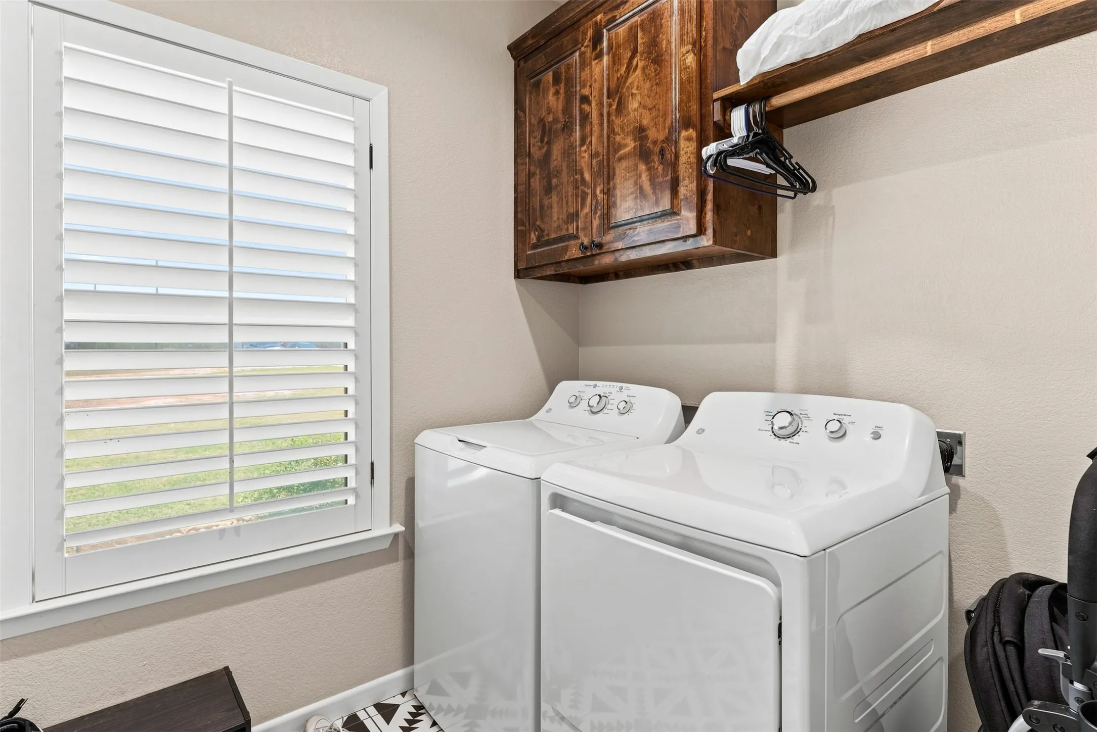 Single Family Residence For Sale in Mc Lennan County , 717 Dove Hill Lane, China Spring, Texas 76633, 3 Bedroom, 3 Bathroom, Garage spaces, 1,817 Sqft, built in 2021, mls#21355682, Real Estate Agent in China Spring, Homes For Sale in Mc Lennan county, Homes For Sale in China Spring, Realtor in China Spring Texas, Real Estate Brokerage Independent Realty Texas, Luminita Cordes Realtor