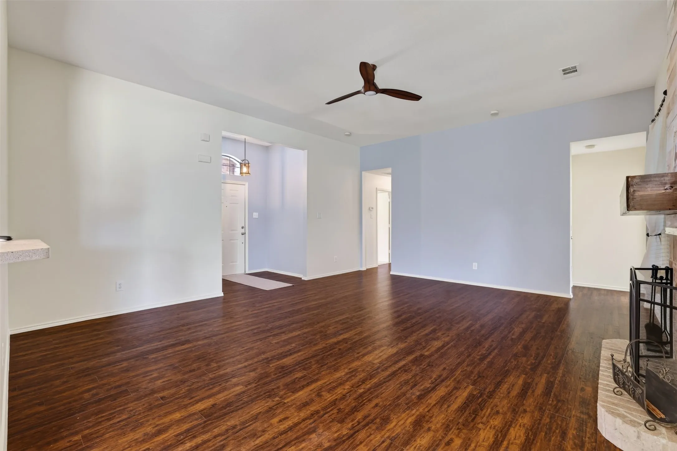 2 hallways leading to split bedrooms