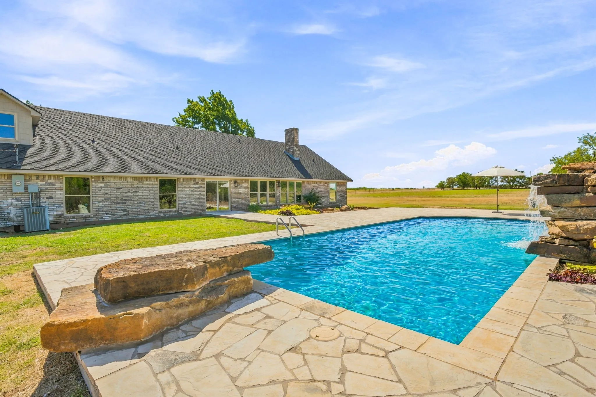 Single Family Residence For Sale in Young County , 1070 FM 3329, Olney, Texas 76374, 4 Bedroom, 3 Bathroom, 3 Garage spaces, 4,000 Sqft, built in 1979, mls#21357869, Real Estate Agent in Olney, Homes For Sale in Young county, Homes For Sale in Olney, Realtor in Olney Texas, Real Estate Brokerage Independent Realty Texas, Luminita Cordes Realtor