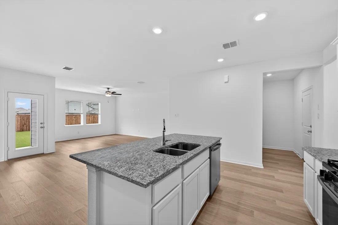 2315 Buffalo Bayou Way ~ Ready Now
