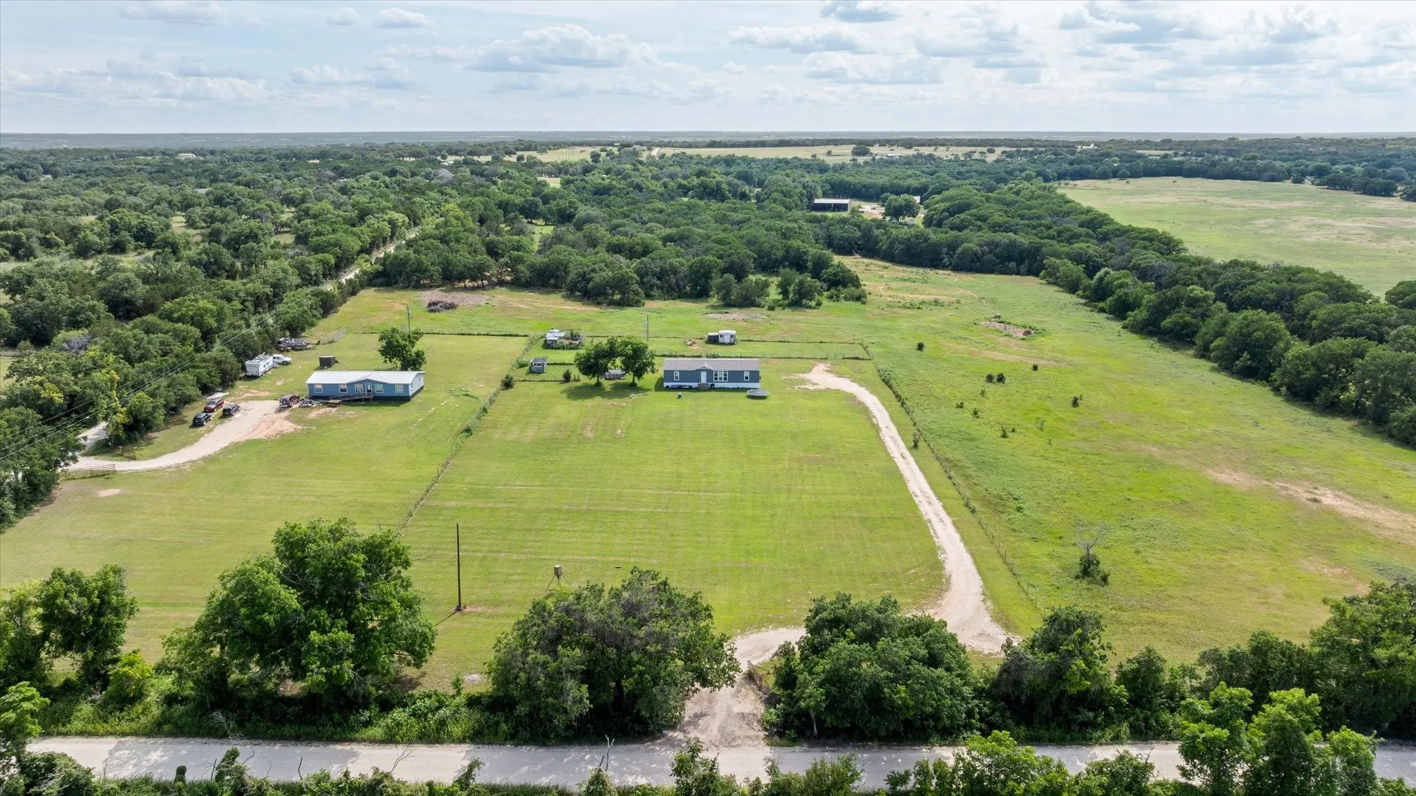 Mobile Home For Sale in Erath County , 7150B County Road 236, Hico, Texas 76457, 3 Bedroom, 3 Bathroom, Garage spaces, 1,920 Sqft, built in 2023, mls#21355338, Real Estate Agent in Hico, Homes For Sale in Erath county, Homes For Sale in Hico, Realtor in Hico Texas, Real Estate Brokerage Independent Realty Texas, Luminita Cordes Realtor