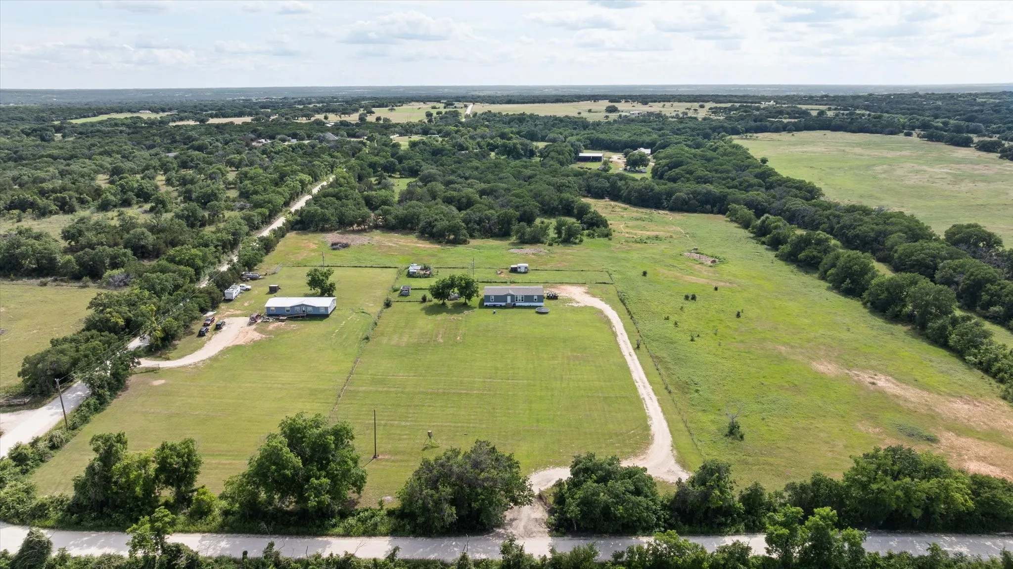 Mobile Home For Sale in Erath County , 7150B County Road 236, Hico, Texas 76457, 3 Bedroom, 3 Bathroom, Garage spaces, 1,920 Sqft, built in 2023, mls#21355338, Real Estate Agent in Hico, Homes For Sale in Erath county, Homes For Sale in Hico, Realtor in Hico Texas, Real Estate Brokerage Independent Realty Texas, Luminita Cordes Realtor