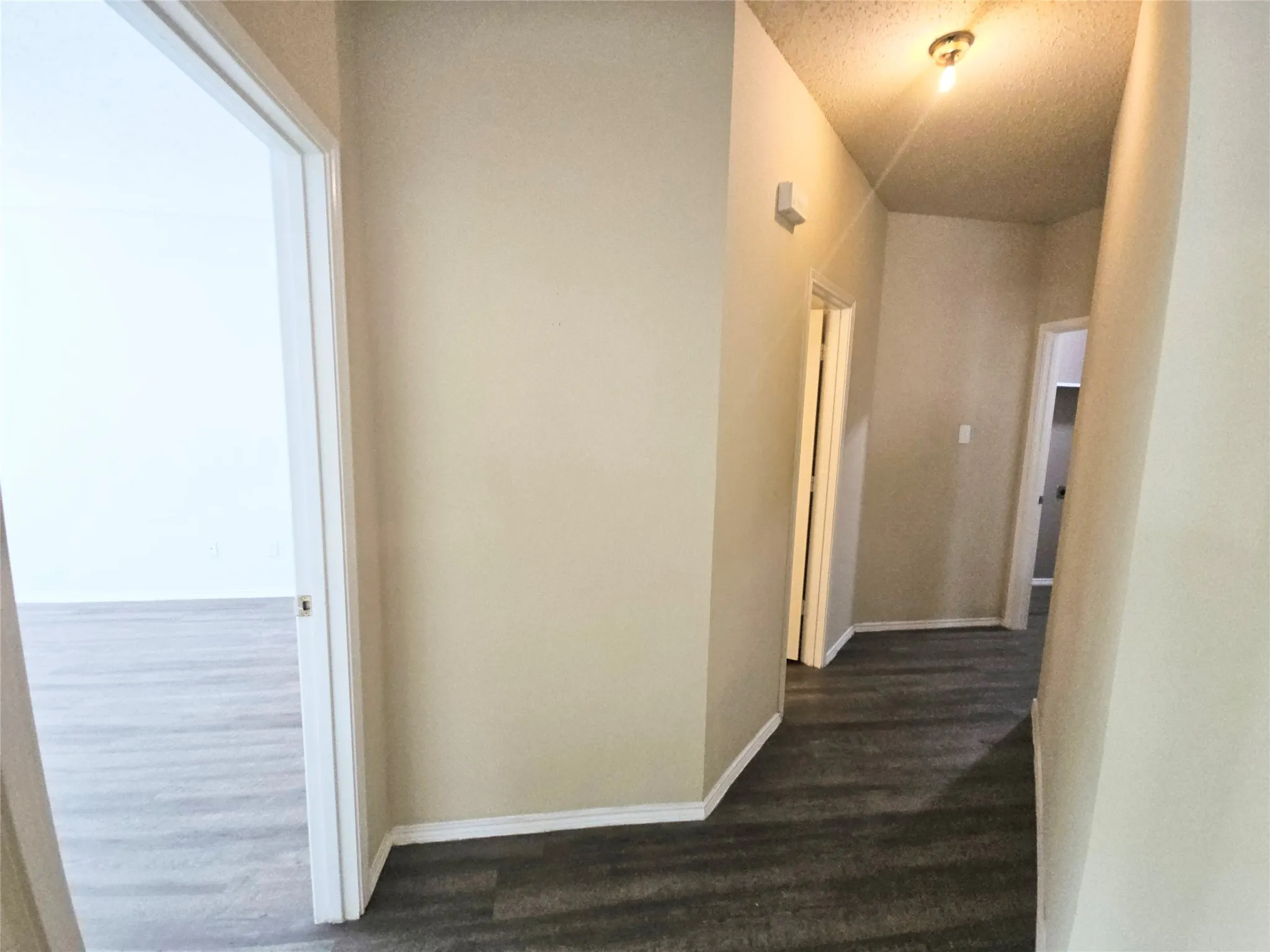 Single Family Residence For Rent in Tarrant County , 4605 Buffalo Bend Place, Fort Worth, Texas 76137, 4 Bedroom, 4 Bathroom, 2 Garage spaces, 2,724 Sqft, built in 1999, mls#21357872, Real Estate Agent in Fort Worth, Homes For Rent in Tarrant county, Homes For Rent in Fort Worth, Realtor in Fort Worth Texas, Real Estate Brokerage Independent Realty Texas, Luminita Cordes Realtor