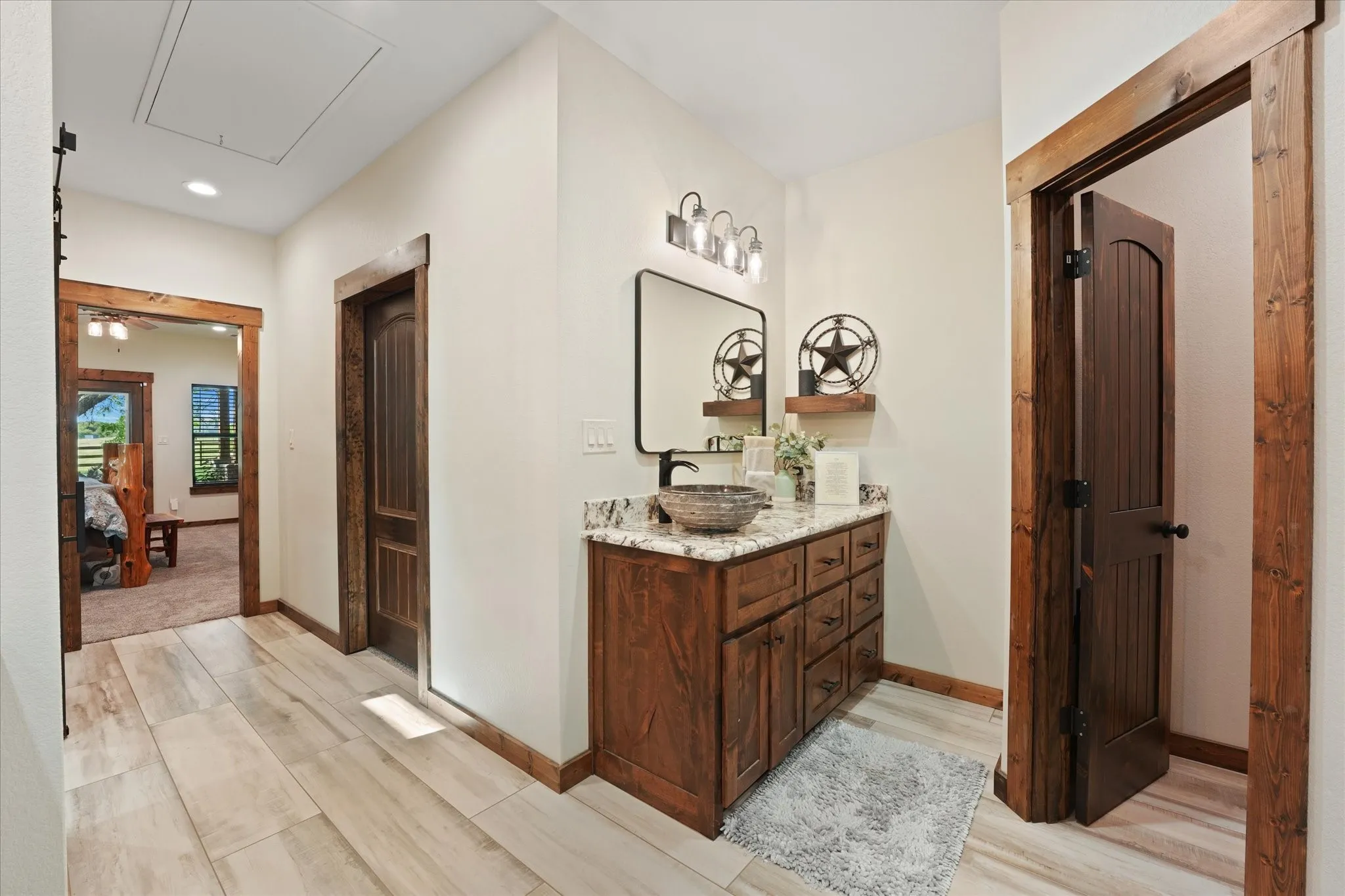 Farm For Sale in Ellis County , 9861 Fm-66, Maypearl, Texas 76064, 3 Bedroom, 4 Bathroom, Garage spaces, 2,461 Sqft, built in 2023, mls#21357870, Real Estate Agent in Maypearl, Homes For Sale in Ellis county, Homes For Sale in Maypearl, Realtor in Maypearl Texas, Real Estate Brokerage Independent Realty Texas, Luminita Cordes Realtor