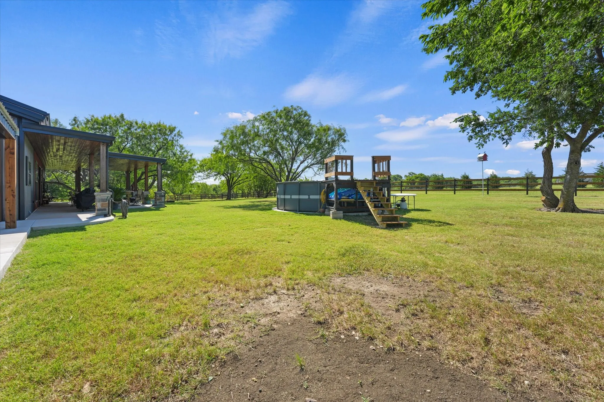 Farm For Sale in Ellis County , 9861 Fm-66, Maypearl, Texas 76064, 3 Bedroom, 4 Bathroom, Garage spaces, 2,461 Sqft, built in 2023, mls#21357870, Real Estate Agent in Maypearl, Homes For Sale in Ellis county, Homes For Sale in Maypearl, Realtor in Maypearl Texas, Real Estate Brokerage Independent Realty Texas, Luminita Cordes Realtor