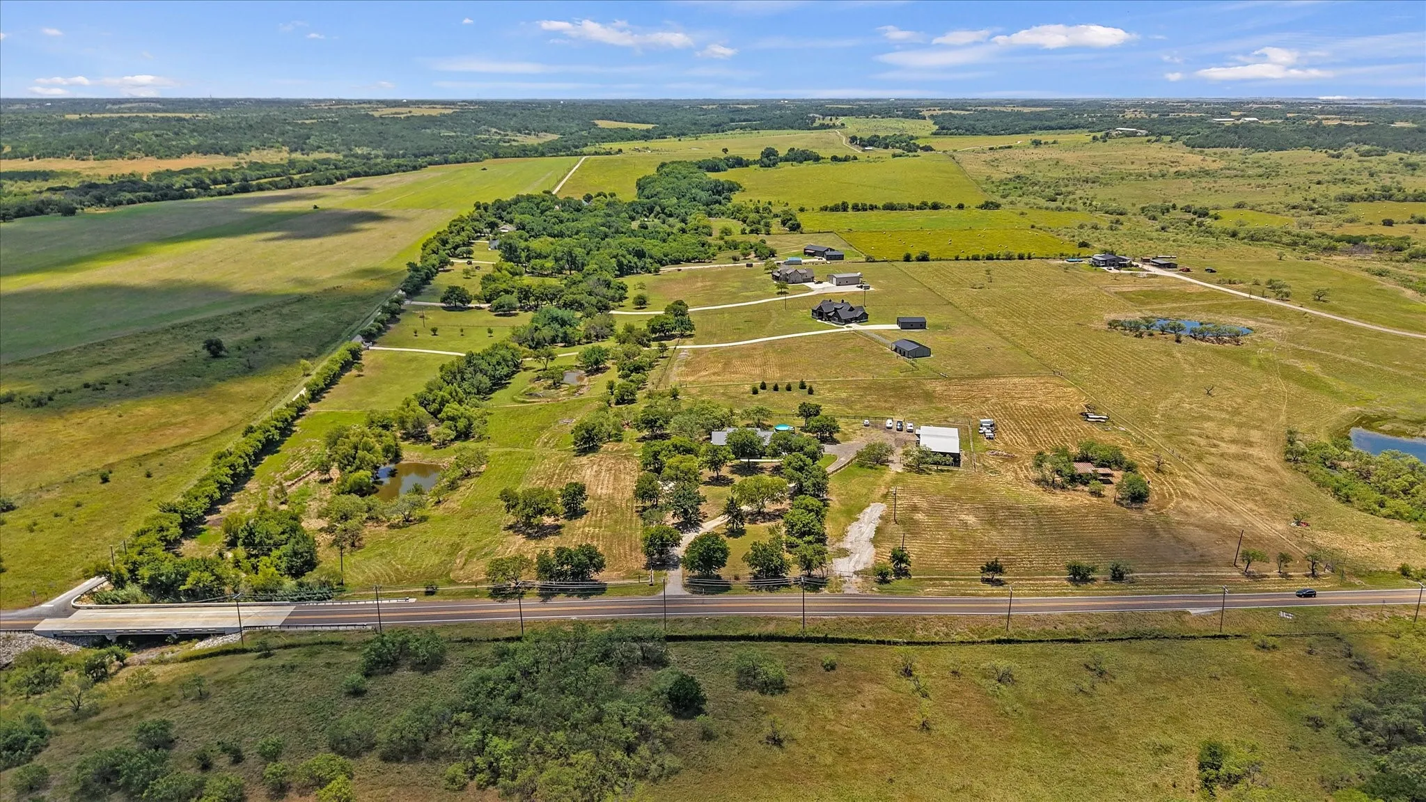 Farm For Sale in Ellis County , 9861 Fm-66, Maypearl, Texas 76064, 3 Bedroom, 4 Bathroom, Garage spaces, 2,461 Sqft, built in 2023, mls#21357870, Real Estate Agent in Maypearl, Homes For Sale in Ellis county, Homes For Sale in Maypearl, Realtor in Maypearl Texas, Real Estate Brokerage Independent Realty Texas, Luminita Cordes Realtor