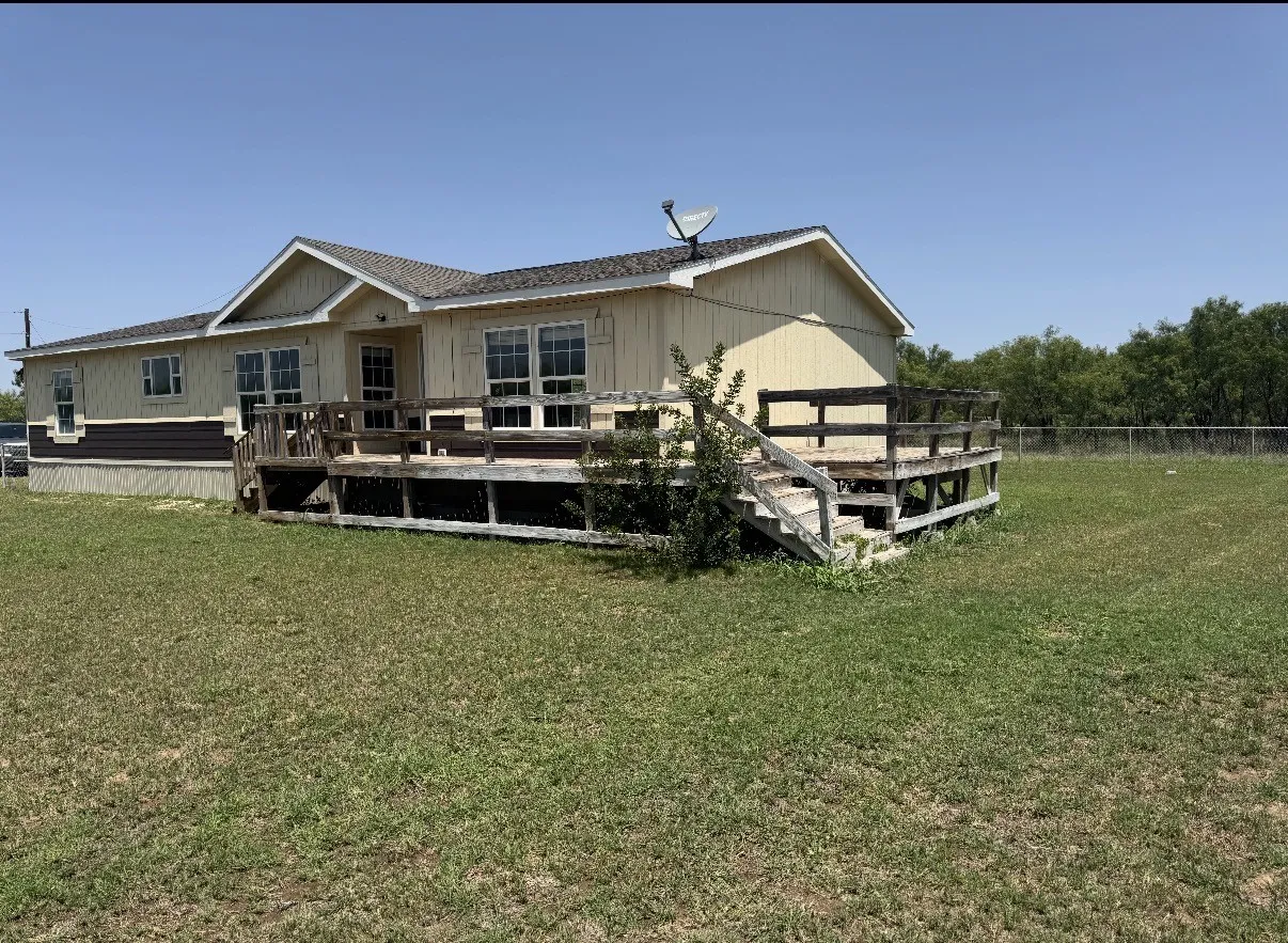 Manufactured Home For Sale in Jones County , 13234 County Road 348, Abilene, Texas 79601, 3 Bedroom, 2 Bathroom, Garage spaces, 1,800 Sqft, built in 2007, mls#21357892, Real Estate Agent in Abilene, Homes For Sale in Jones county, Homes For Sale in Abilene, Realtor in Abilene Texas, Real Estate Brokerage Independent Realty Texas, Luminita Cordes Realtor
