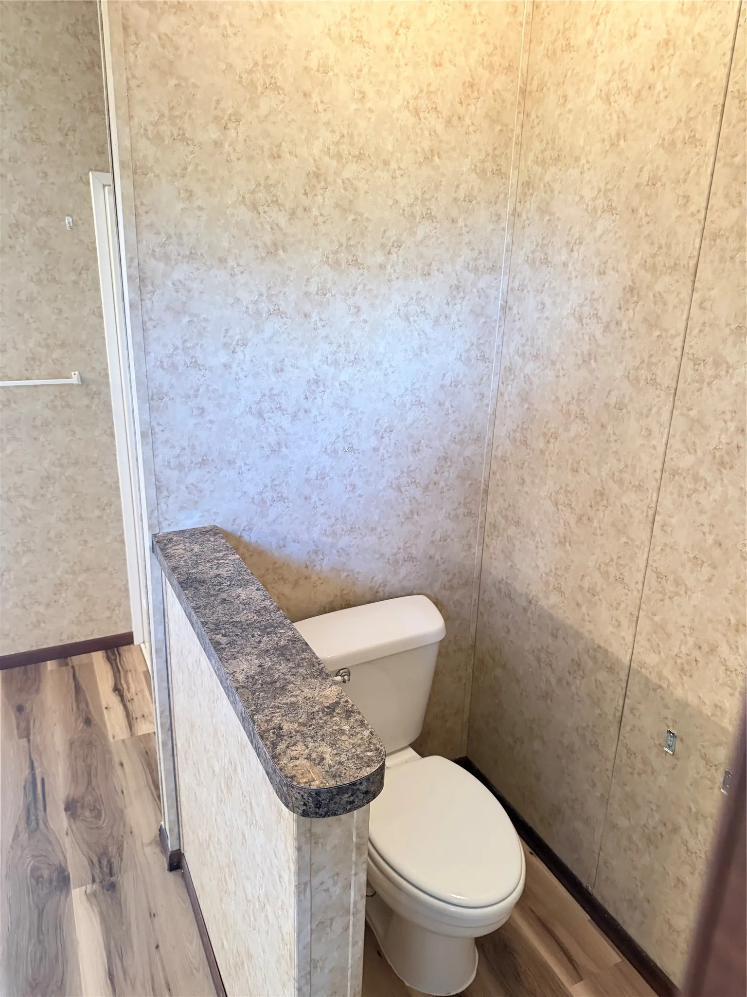 Manufactured Home For Sale in Jones County , 13234 County Road 348, Abilene, Texas 79601, 3 Bedroom, 2 Bathroom, Garage spaces, 1,800 Sqft, built in 2007, mls#21357892, Real Estate Agent in Abilene, Homes For Sale in Jones county, Homes For Sale in Abilene, Realtor in Abilene Texas, Real Estate Brokerage Independent Realty Texas, Luminita Cordes Realtor