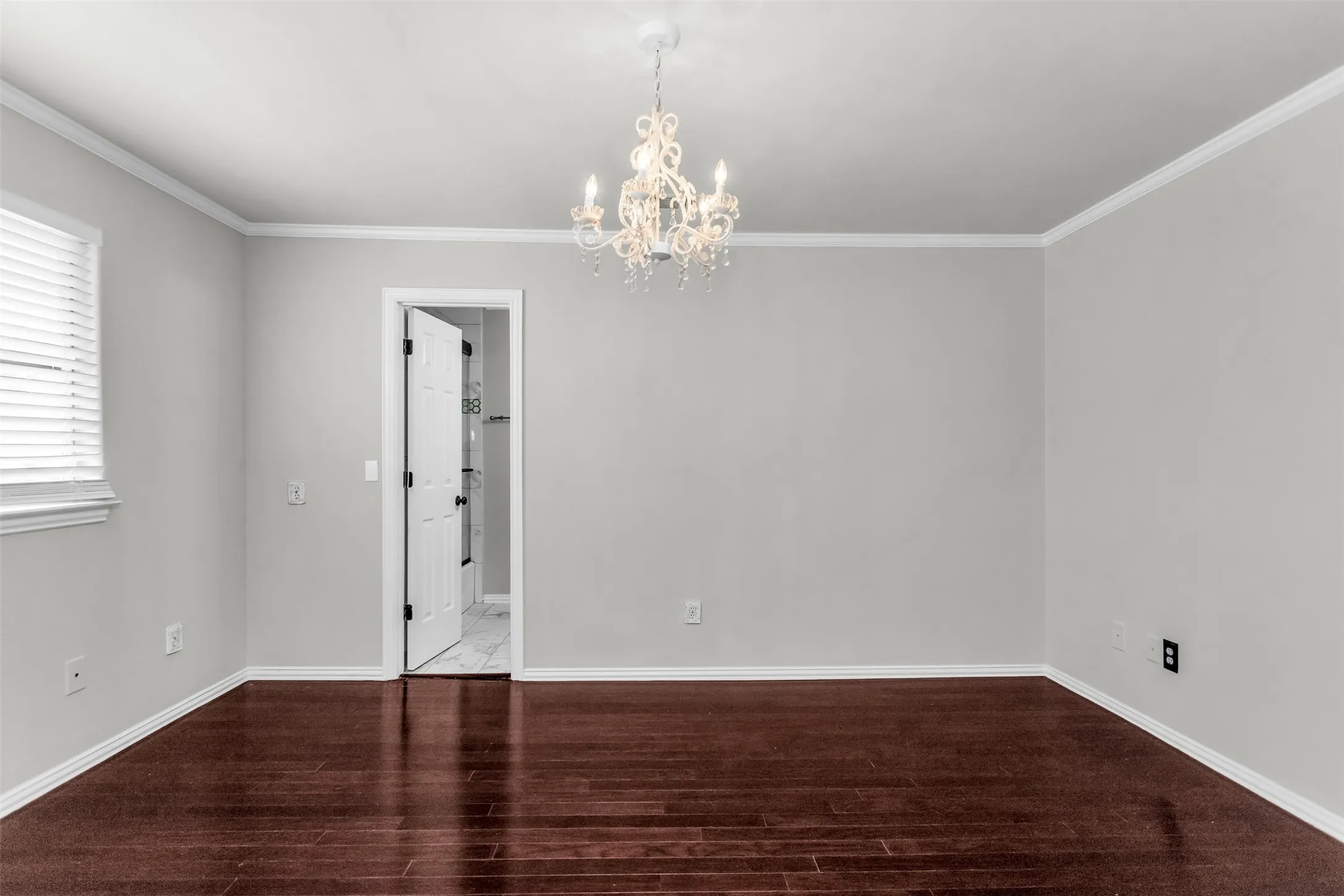 Single Family Residence For Rent in Collin County , 4404 Hollow Oak Drive, Dallas, Texas 75287, 4 Bedroom, 4 Bathroom, 2 Garage spaces, 3,279 Sqft, built in 1988, mls#21357647, Real Estate Agent in Dallas, Homes For Rent in Collin county, Homes For Rent in Dallas, Realtor in Dallas Texas, Real Estate Brokerage Independent Realty Texas, Luminita Cordes Realtor
