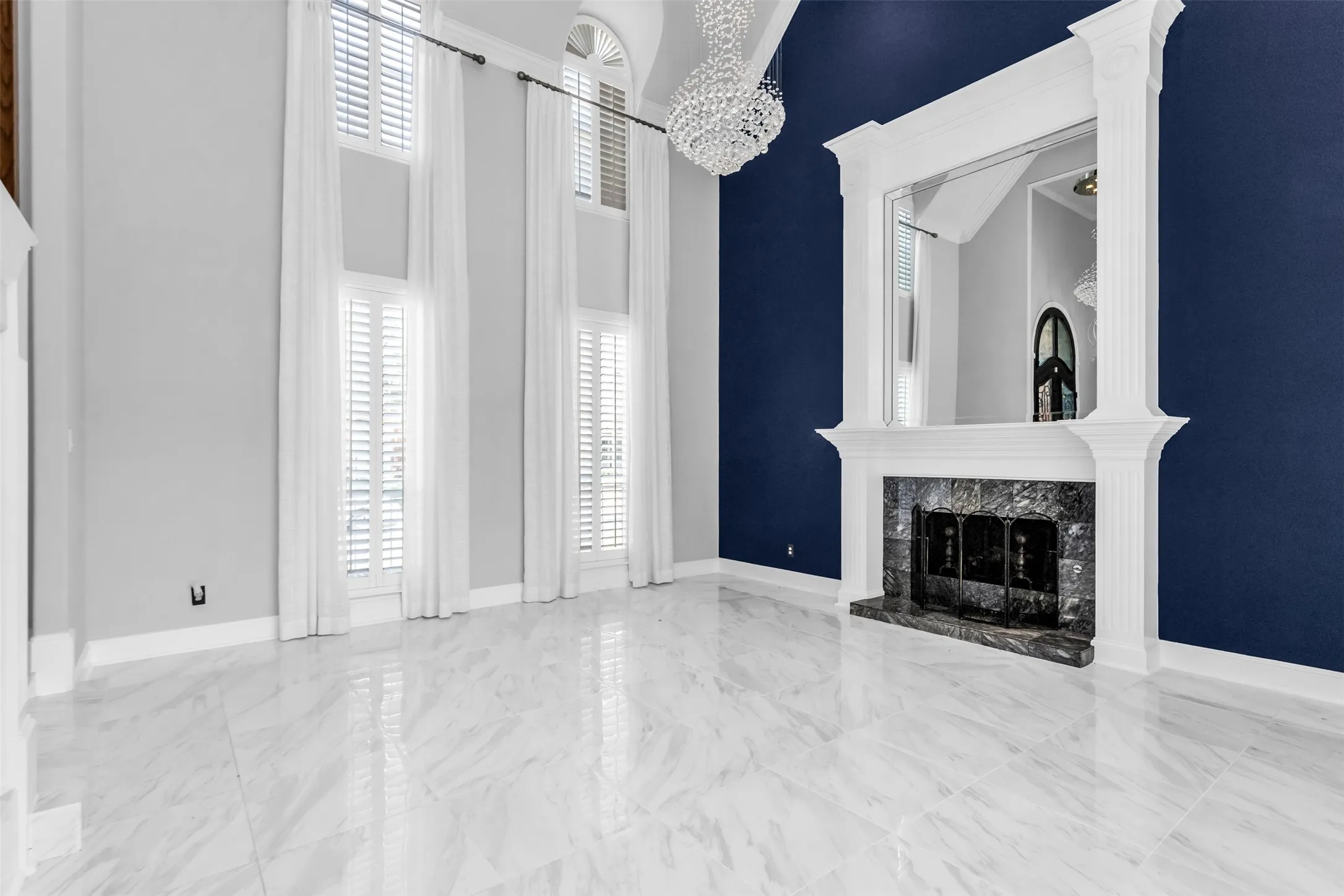 Single Family Residence For Rent in Collin County , 4404 Hollow Oak Drive, Dallas, Texas 75287, 4 Bedroom, 4 Bathroom, 2 Garage spaces, 3,279 Sqft, built in 1988, mls#21357647, Real Estate Agent in Dallas, Homes For Rent in Collin county, Homes For Rent in Dallas, Realtor in Dallas Texas, Real Estate Brokerage Independent Realty Texas, Luminita Cordes Realtor