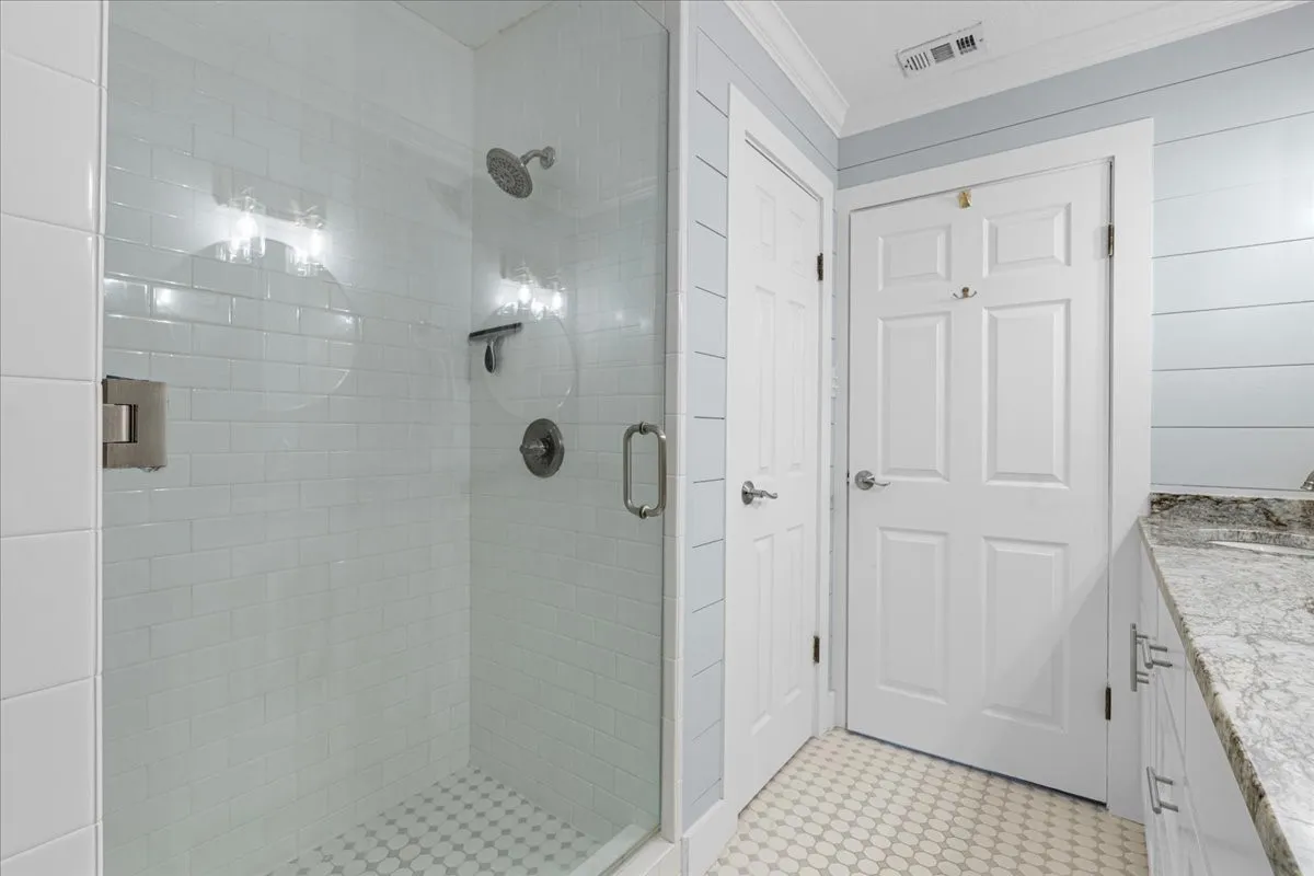 Single Family Residence For Sale in Navarro County , 1801 Woodlawn Avenue, Corsicana, Texas 75110, 3 Bedroom, 2 Bathroom, 1 Garage spaces, 1,750 Sqft, built in 1960, mls#21355517, Real Estate Agent in Corsicana, Homes For Sale in Navarro county, Homes For Sale in Corsicana, Realtor in Corsicana Texas, Real Estate Brokerage Independent Realty Texas, Luminita Cordes Realtor