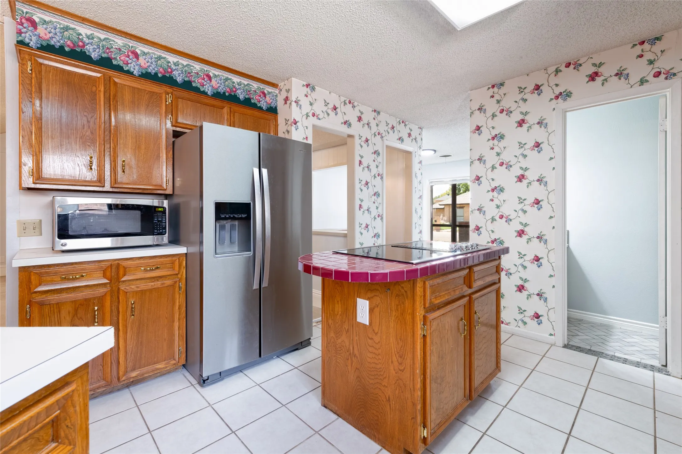 Single Family Residence For Sale in Taylor County , 2542 Woodlake Drive, Abilene, Texas 79606, 4 Bedroom, 3 Bathroom, 2 Garage spaces, 2,064 Sqft, built in 1981, mls#21357394, Real Estate Agent in Abilene, Homes For Sale in Taylor county, Homes For Sale in Abilene, Realtor in Abilene Texas, Real Estate Brokerage Independent Realty Texas, Luminita Cordes Realtor