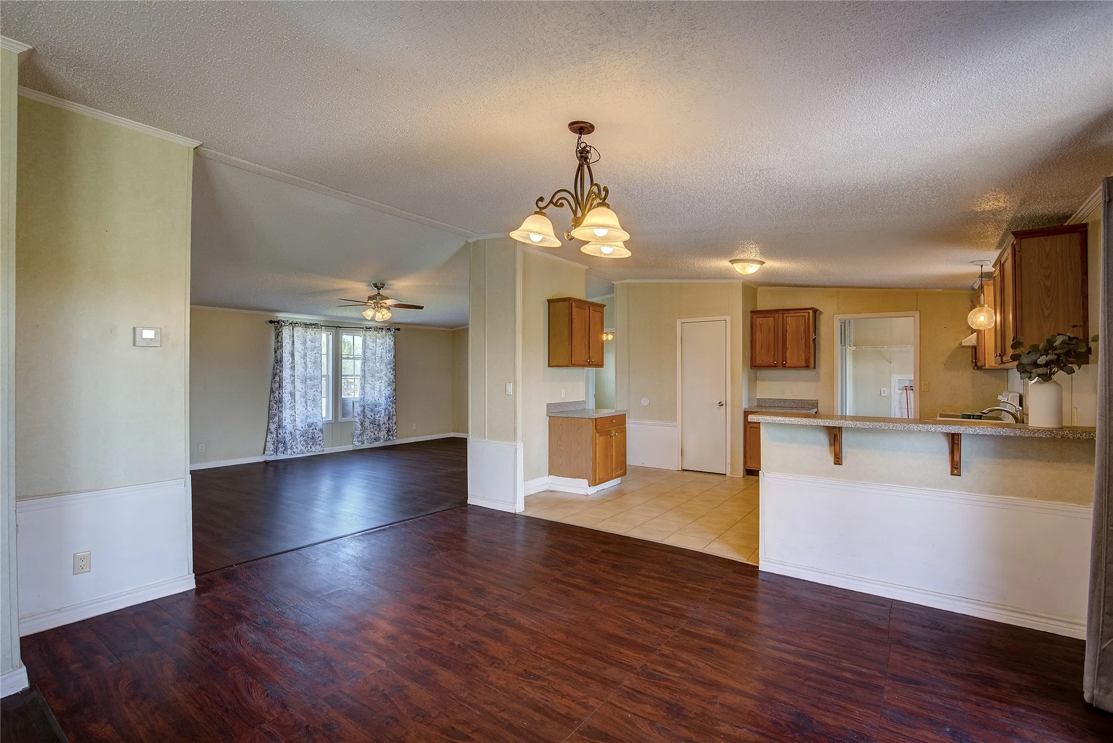Manufactured Home For Sale in Collin County , 3077 Pecan Court, Princeton, Texas 75407, 4 Bedroom, 2 Bathroom, Garage spaces, 2,432 Sqft, built in 2005, mls#21357909, Real Estate Agent in Princeton, Homes For Sale in Collin county, Homes For Sale in Princeton, Realtor in Princeton Texas, Real Estate Brokerage Independent Realty Texas, Luminita Cordes Realtor