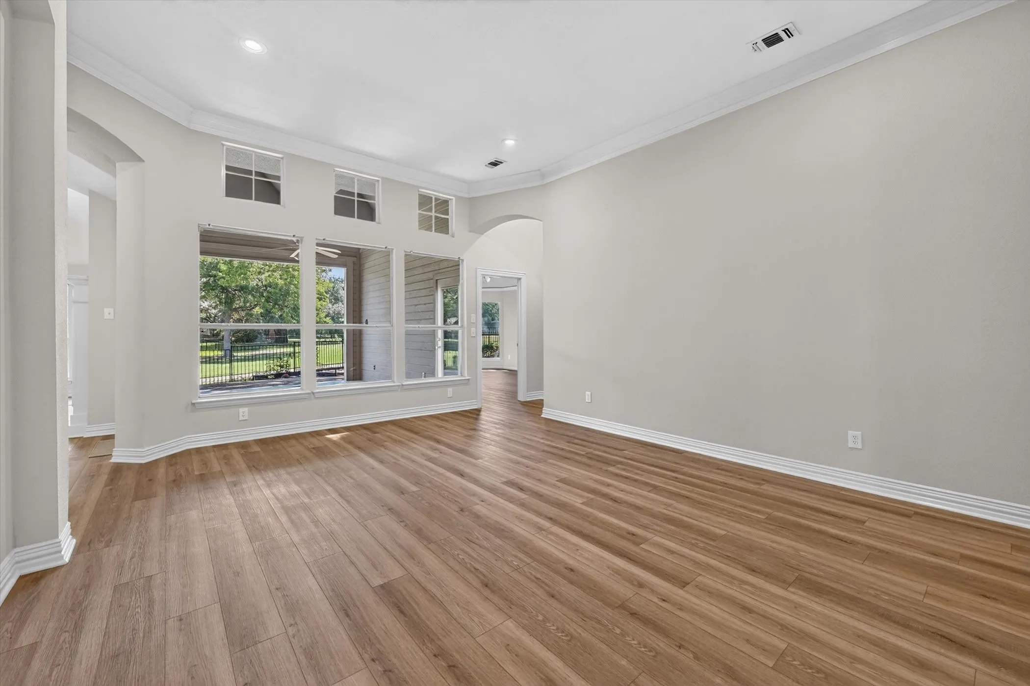 Single Family Residence For Sale in Collin County , 2937 Sunset Ridge, Mc Kinney, Texas 75072, 4 Bedroom, 3 Bathroom, 2 Garage spaces, 2,787 Sqft, built in 1996, mls#21357911, Real Estate Agent in Mc Kinney, Homes For Sale in Collin county, Homes For Sale in Mc Kinney, Realtor in Mc Kinney Texas, Real Estate Brokerage Independent Realty Texas, Luminita Cordes Realtor