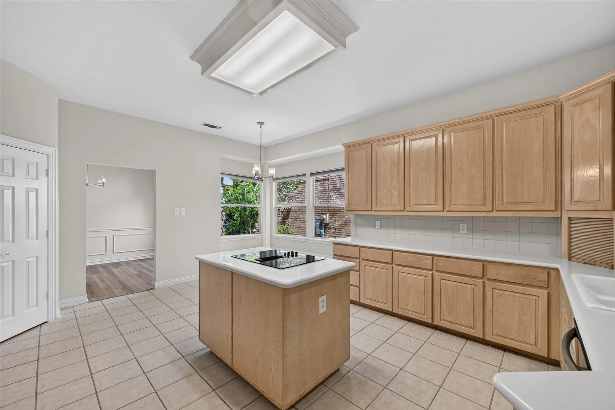 Single Family Residence For Sale in Collin County , 2937 Sunset Ridge, Mc Kinney, Texas 75072, 4 Bedroom, 3 Bathroom, 2 Garage spaces, 2,787 Sqft, built in 1996, mls#21357911, Real Estate Agent in Mc Kinney, Homes For Sale in Collin county, Homes For Sale in Mc Kinney, Realtor in Mc Kinney Texas, Real Estate Brokerage Independent Realty Texas, Luminita Cordes Realtor