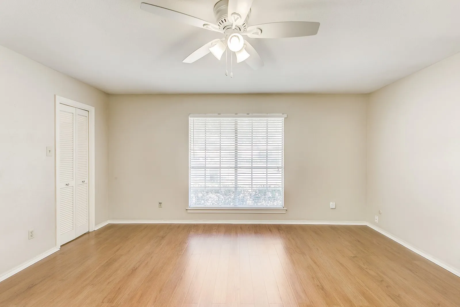 Duplex For Sale in Tarrant County , 4609 Ranch View Road, Fort Worth, Texas 76109, 4 Bedroom, 4 Bathroom, 4 Garage spaces, 0 Sqft, built in 1970, mls#21356807, Real Estate Agent in Fort Worth, Homes For Sale in Tarrant county, Homes For Sale in Fort Worth, Realtor in Fort Worth Texas, Real Estate Brokerage Independent Realty Texas, Luminita Cordes Realtor
