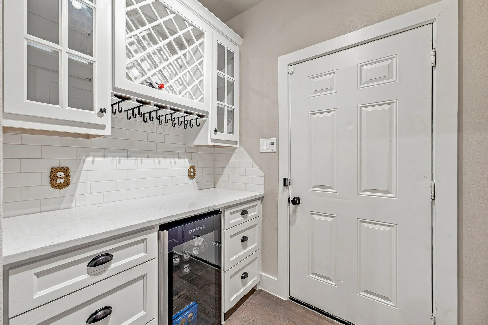 Single Family Residence For Sale in Johnson County , 545 Mckittrick Court, Godley, Texas 76044, 4 Bedroom, 3 Bathroom, 2 Garage spaces, 2,849 Sqft, built in 2020, mls#21357381, Real Estate Agent in Godley, Homes For Sale in Johnson county, Homes For Sale in Godley, Realtor in Godley Texas, Real Estate Brokerage Independent Realty Texas, Luminita Cordes Realtor