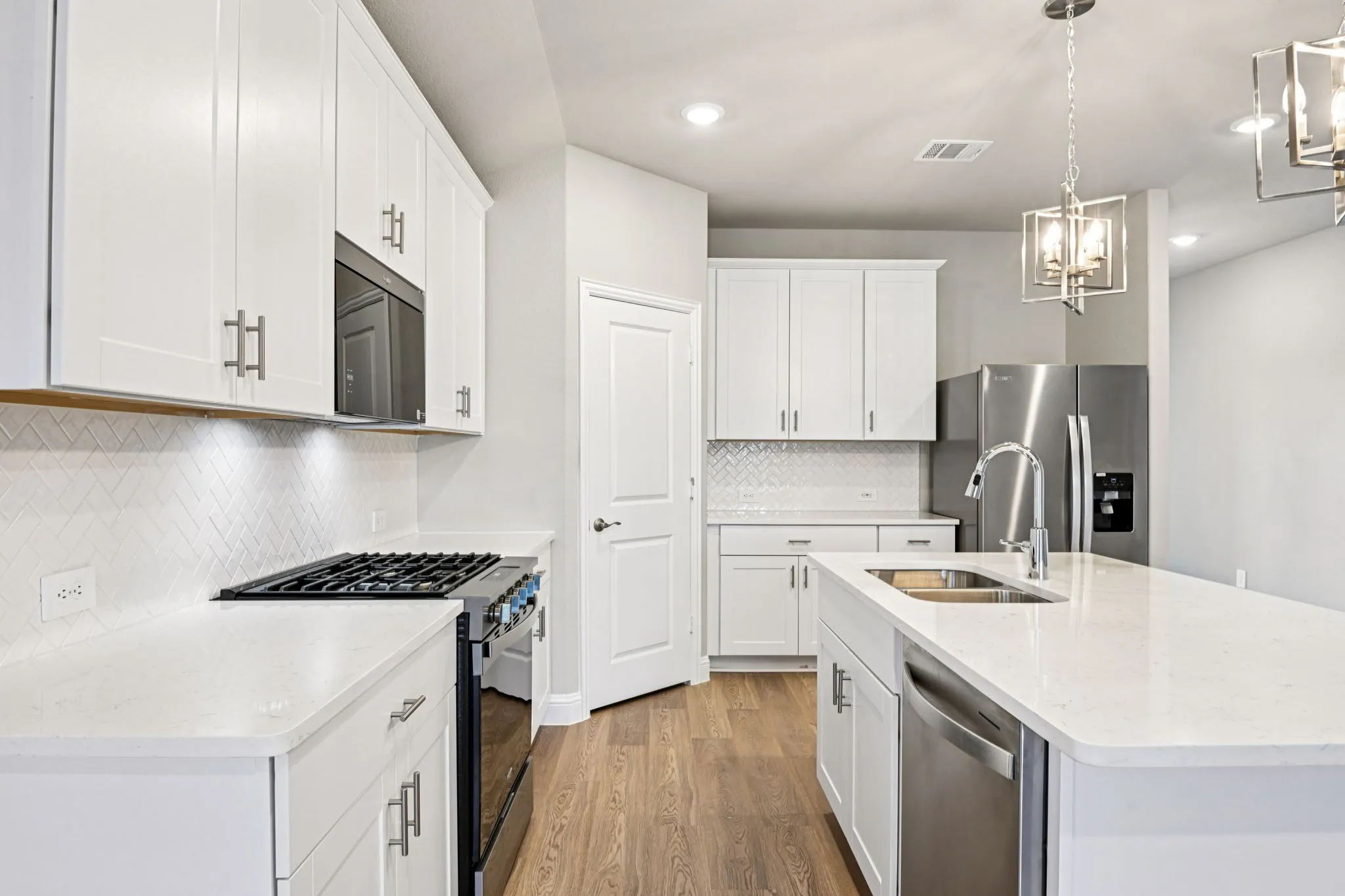 Photo is not of the actual home, but is an inspirational photo of builder’s model home and may depict options, furnishings, and/or decorator features that are not included.