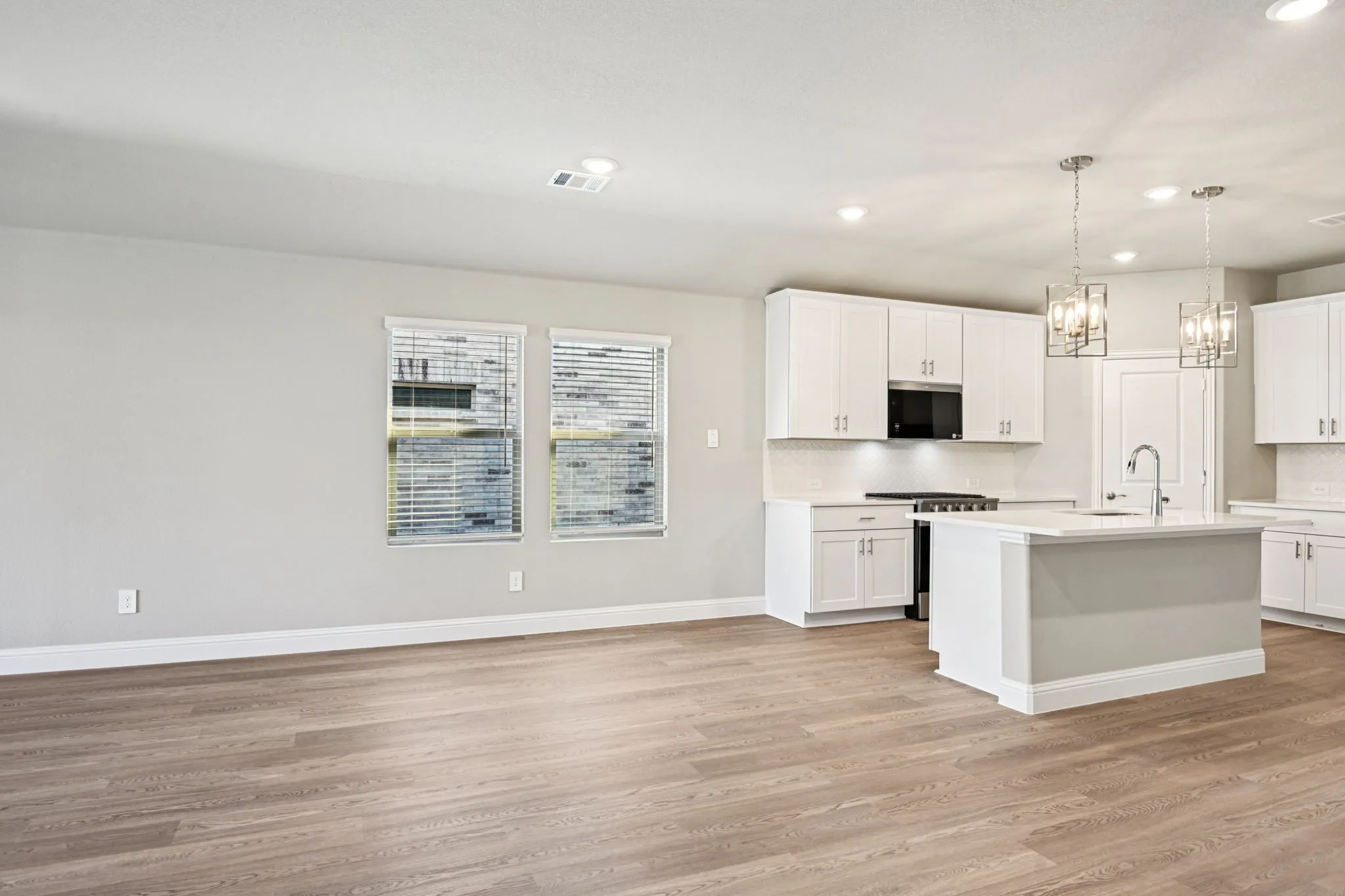 Photo is not of the actual home, but is an inspirational photo of builder’s model home and may depict options, furnishings, and/or decorator features that are not included.