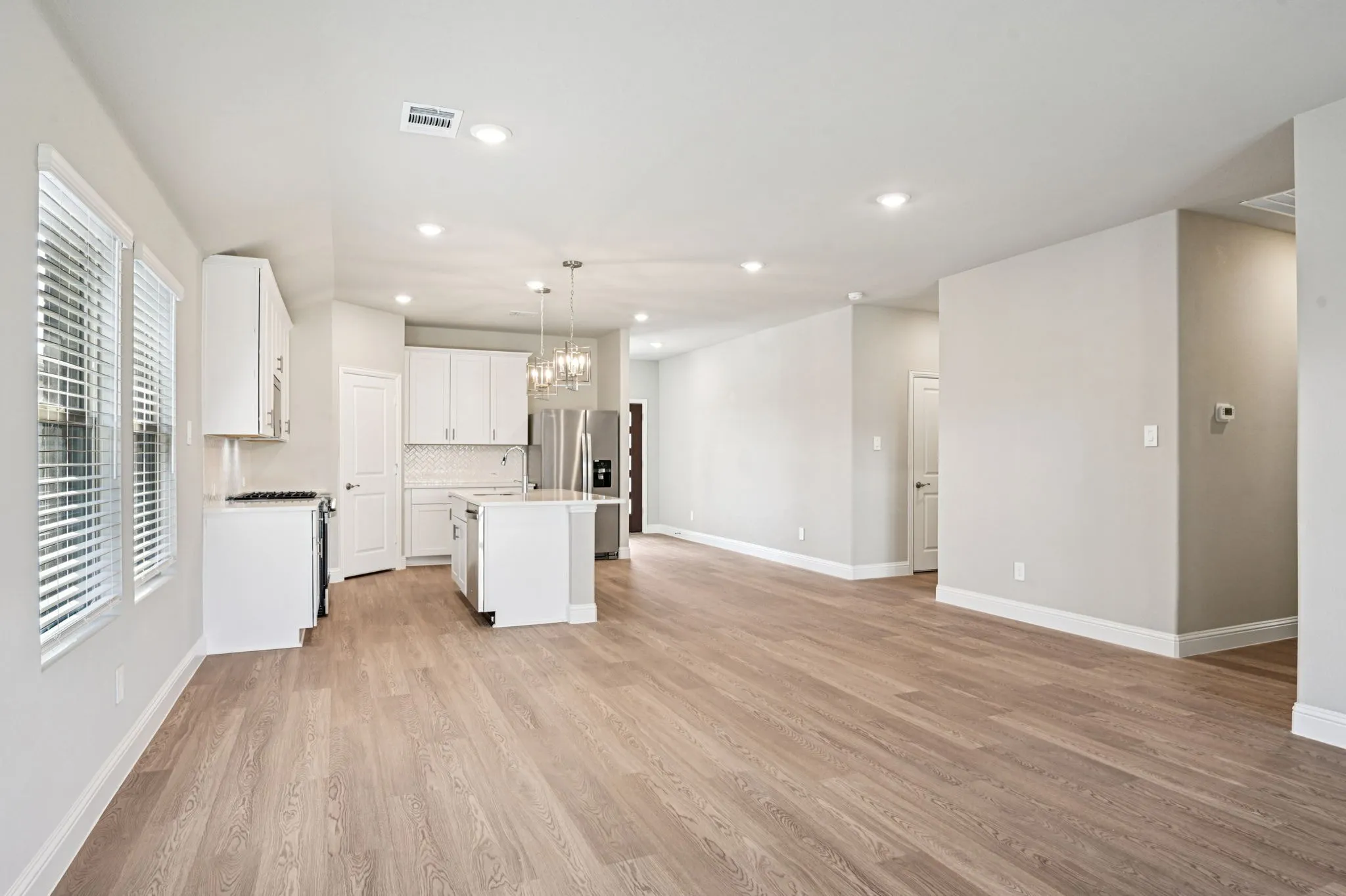 Photo is not of the actual home, but is an inspirational photo of builder’s model home and may depict options, furnishings, and/or decorator features that are not included.