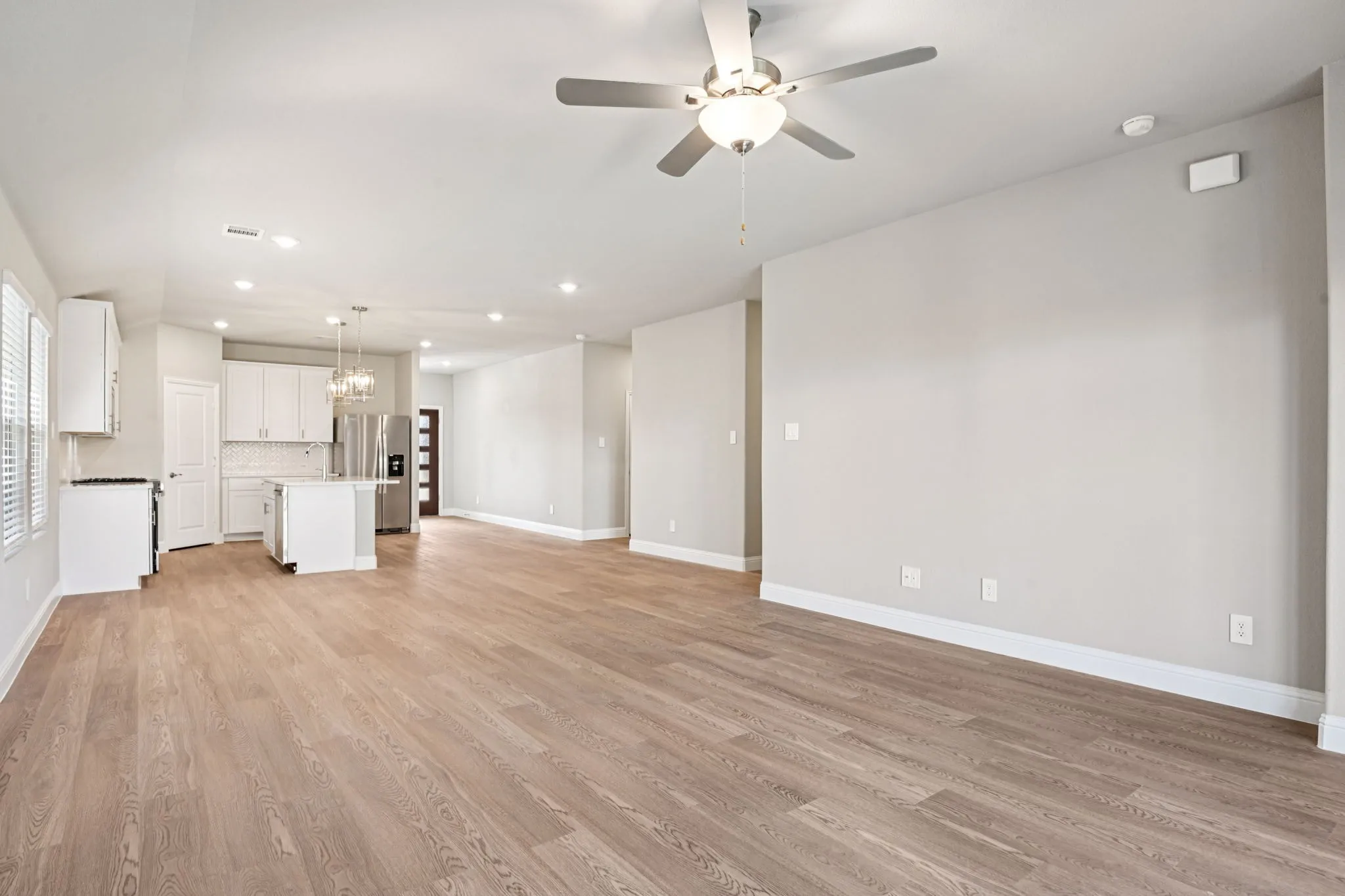 Photo is not of the actual home, but is an inspirational photo of builder’s model home and may depict options, furnishings, and/or decorator features that are not included.