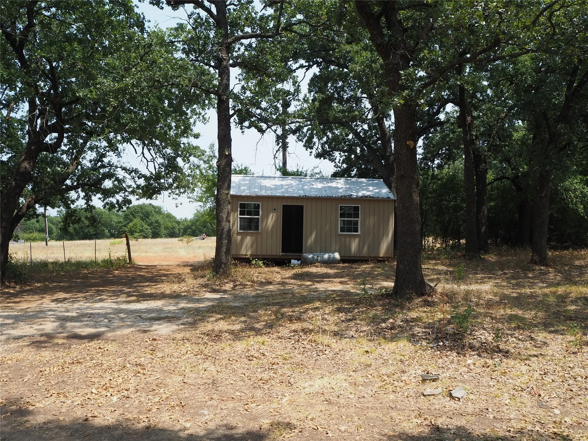 Single Family Residence For Rent in Denton County , 7118 FM 2931, Aubrey, Texas 76227, 4 Bedroom, 5 Bathroom, Garage spaces, 3,550 Sqft, built in 1996, mls#21357960, Real Estate Agent in Aubrey, Homes For Rent in Denton county, Homes For Rent in Aubrey, Realtor in Aubrey Texas, Real Estate Brokerage Independent Realty Texas, Luminita Cordes Realtor