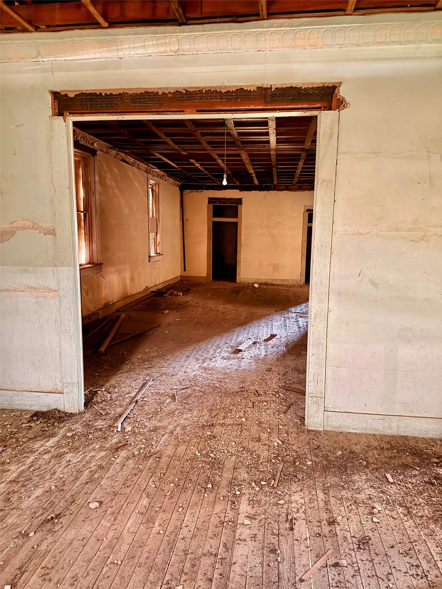 Business For Sale in Hardeman County , 100 W 2nd Street, Quanah, Texas 79252, 0, 0, Garage spaces, 0 Sqft, built in 1907, Price $30,000, mls#21357921, Real Estate Agent in Quanah, Homes For Sale in Hardeman county, Homes For Sale in Quanah, Realtor in Quanah Texas, Real Estate Brokerage Independent Realty Texas, Luminita Cordes Realtor