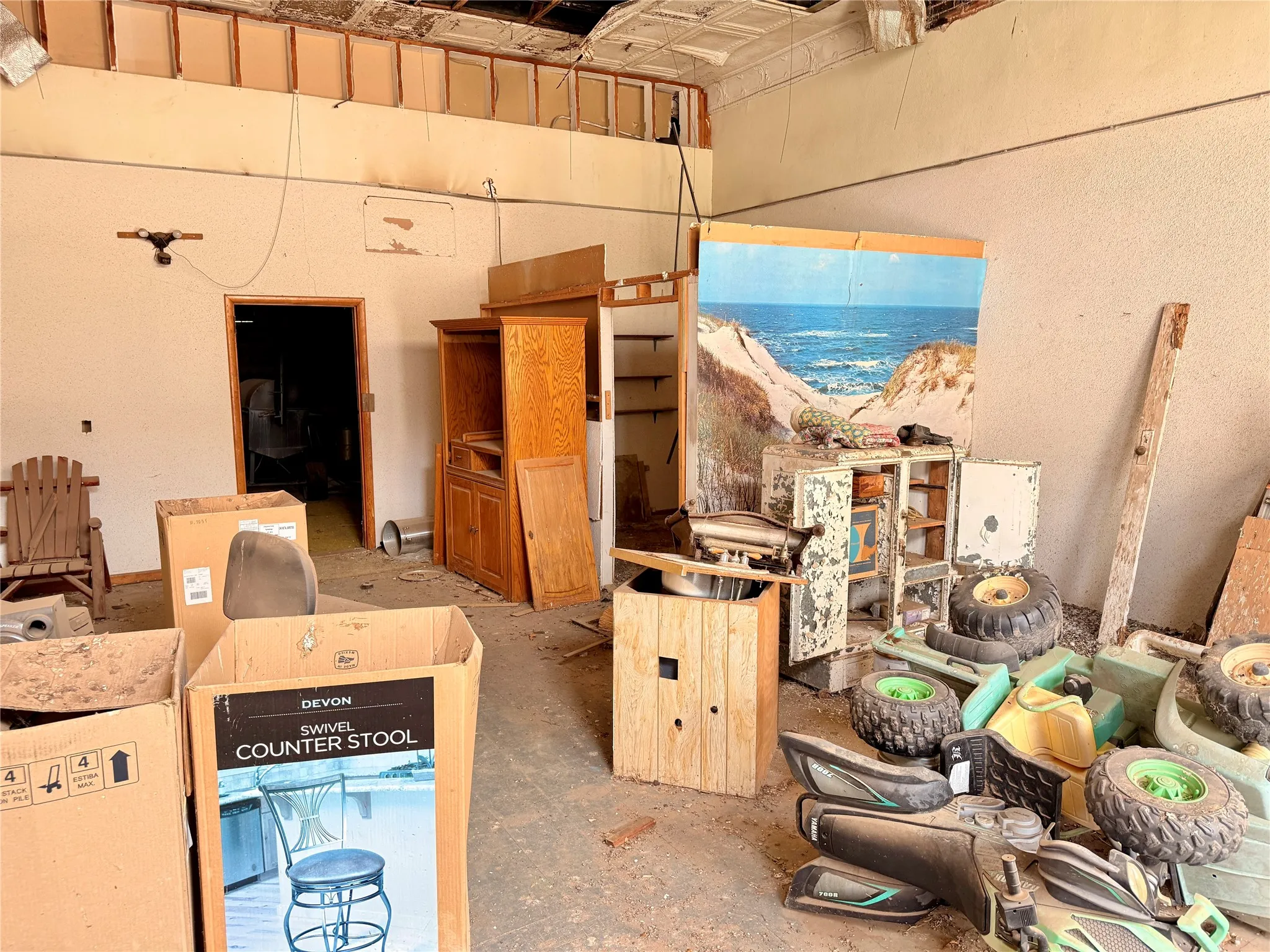 Business For Sale in Hardeman County , 100 W 2nd Street, Quanah, Texas 79252, 0, 0, Garage spaces, 0 Sqft, built in 1907, Price $30,000, mls#21357921, Real Estate Agent in Quanah, Homes For Sale in Hardeman county, Homes For Sale in Quanah, Realtor in Quanah Texas, Real Estate Brokerage Independent Realty Texas, Luminita Cordes Realtor