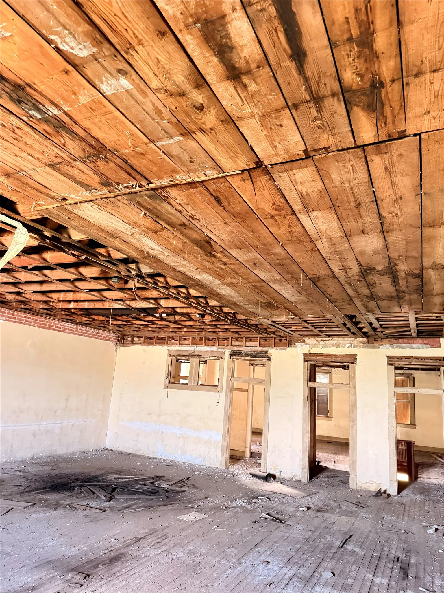 Business For Sale in Hardeman County , 100 W 2nd Street, Quanah, Texas 79252, 0, 0, Garage spaces, 0 Sqft, built in 1907, Price $30,000, mls#21357921, Real Estate Agent in Quanah, Homes For Sale in Hardeman county, Homes For Sale in Quanah, Realtor in Quanah Texas, Real Estate Brokerage Independent Realty Texas, Luminita Cordes Realtor