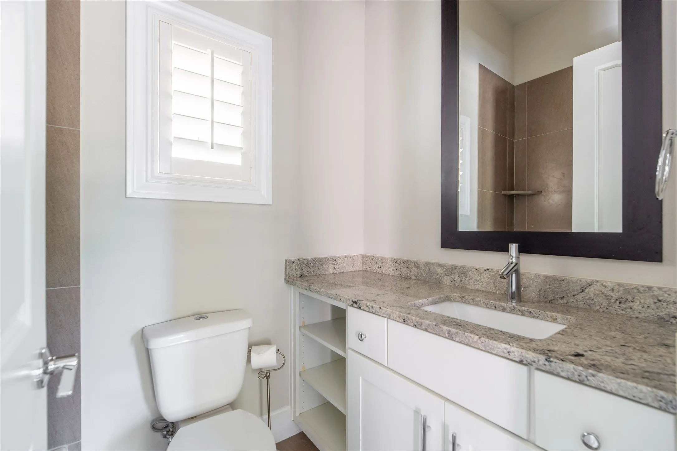 Townhouse For Sale in Dallas County , 4116 Runyon Road, Addison, Texas 75001, 3 Bedroom, 4 Bathroom, 2 Garage spaces, 2,588 Sqft, built in 2018, mls#21342260, Real Estate Agent in Addison, Homes For Sale in Dallas county, Homes For Sale in Addison, Realtor in Addison Texas, Real Estate Brokerage Independent Realty Texas, Luminita Cordes Realtor