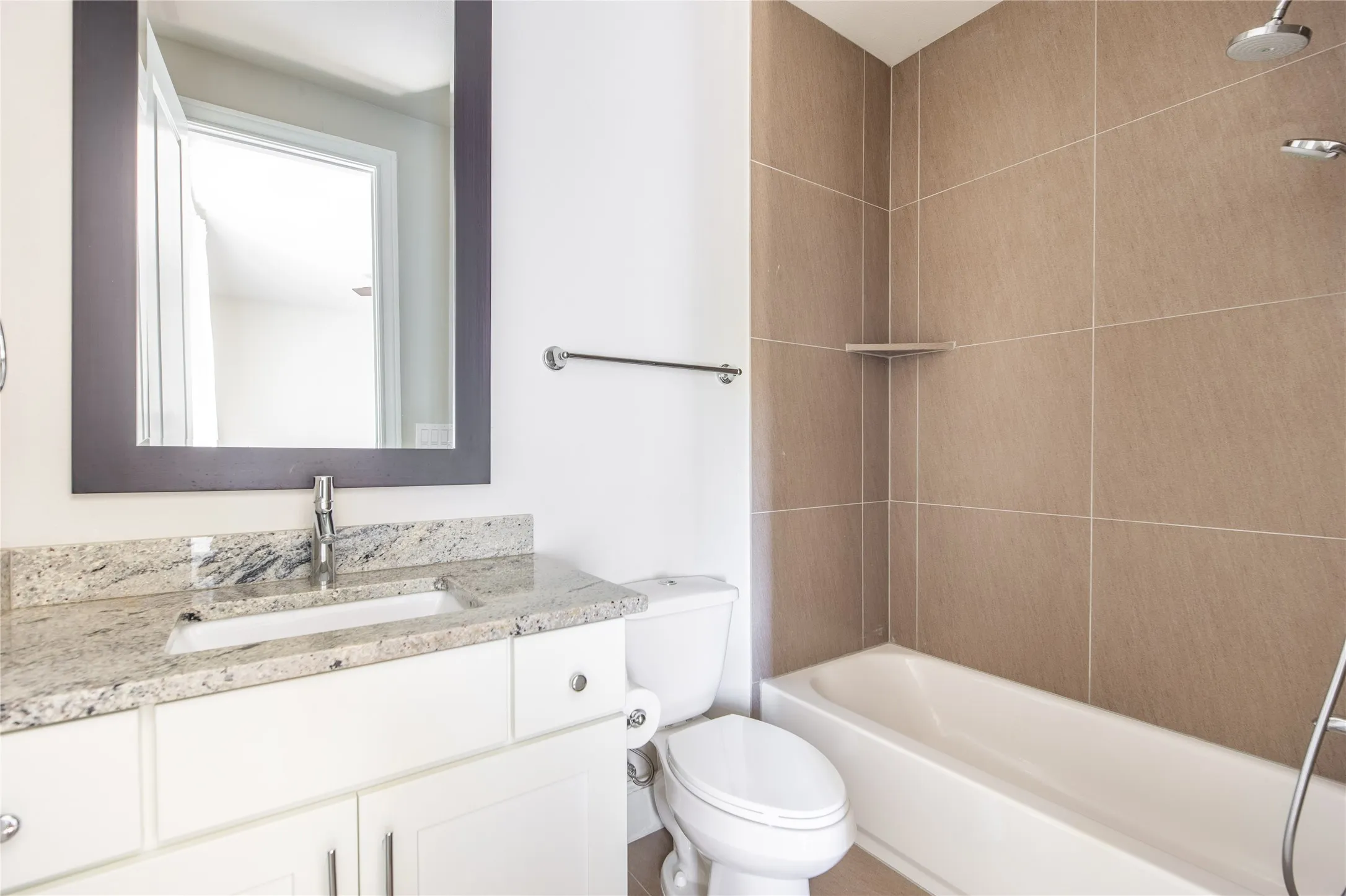 Townhouse For Sale in Dallas County , 4116 Runyon Road, Addison, Texas 75001, 3 Bedroom, 4 Bathroom, 2 Garage spaces, 2,588 Sqft, built in 2018, mls#21342260, Real Estate Agent in Addison, Homes For Sale in Dallas county, Homes For Sale in Addison, Realtor in Addison Texas, Real Estate Brokerage Independent Realty Texas, Luminita Cordes Realtor