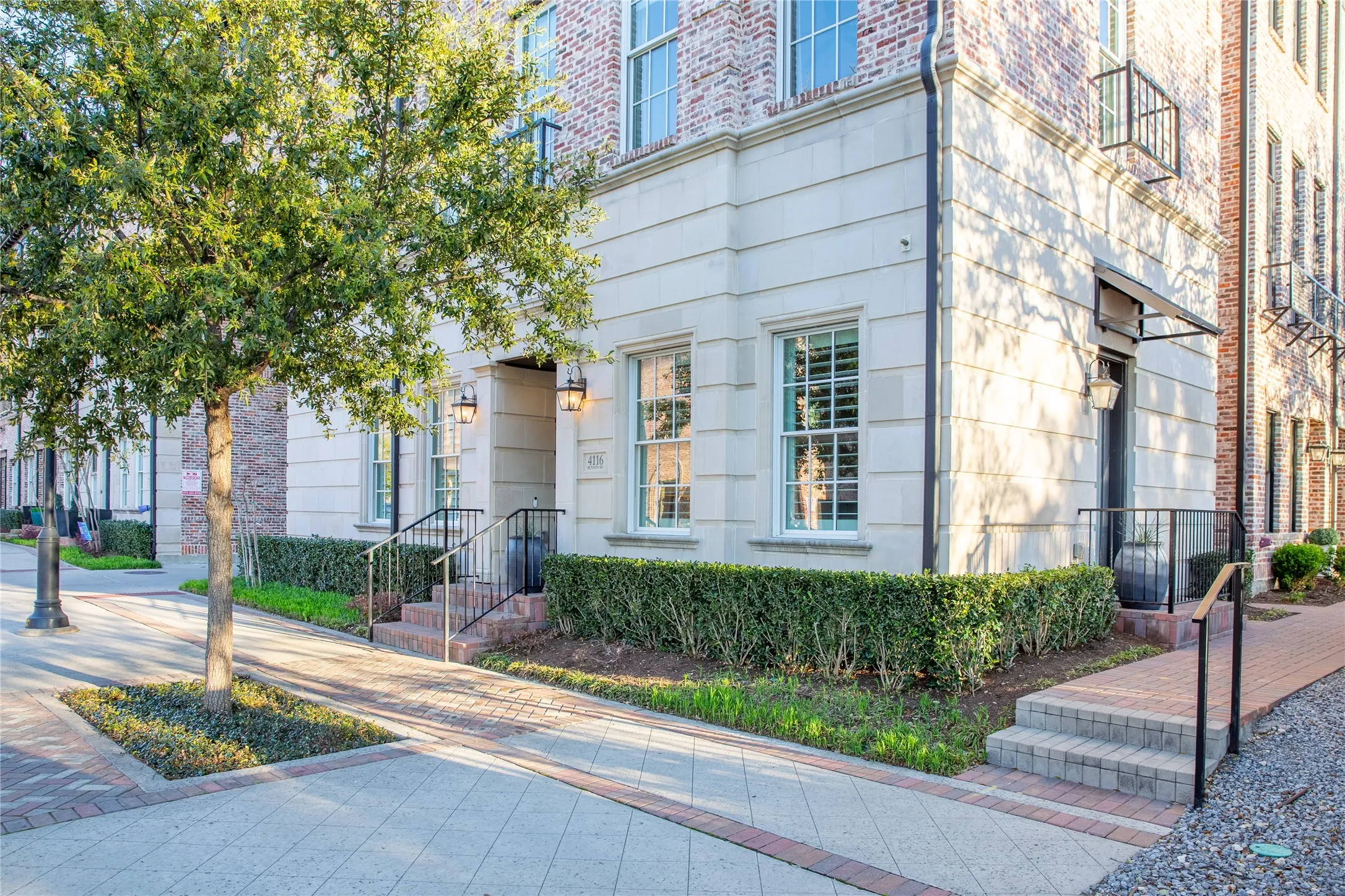 Townhouse For Sale in Dallas County , 4116 Runyon Road, Addison, Texas 75001, 3 Bedroom, 4 Bathroom, 2 Garage spaces, 2,588 Sqft, built in 2018, mls#21342260, Real Estate Agent in Addison, Homes For Sale in Dallas county, Homes For Sale in Addison, Realtor in Addison Texas, Real Estate Brokerage Independent Realty Texas, Luminita Cordes Realtor