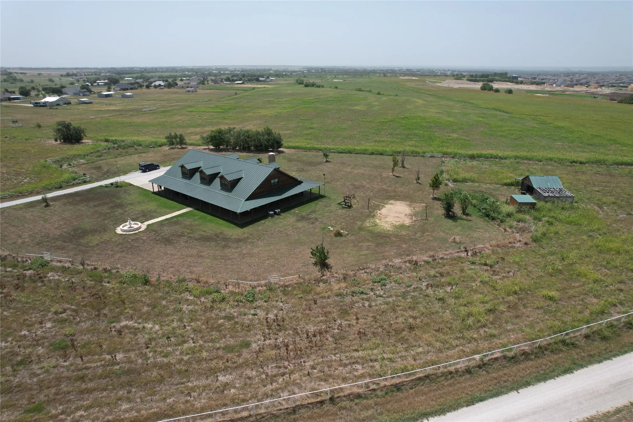 Single Family Residence For Rent in Denton County , 13201 Prairie Sky Lane, Krum, Texas 76249, 4 Bedroom, 4 Bathroom, 3 Garage spaces, 5,810 Sqft, built in 2008, Price $4,500, mls#21357982, Real Estate Agent in Krum, Homes For Rent in Denton county, Homes For Rent in Krum, Realtor in Krum Texas, Real Estate Brokerage Independent Realty Texas, Luminita Cordes Realtor
