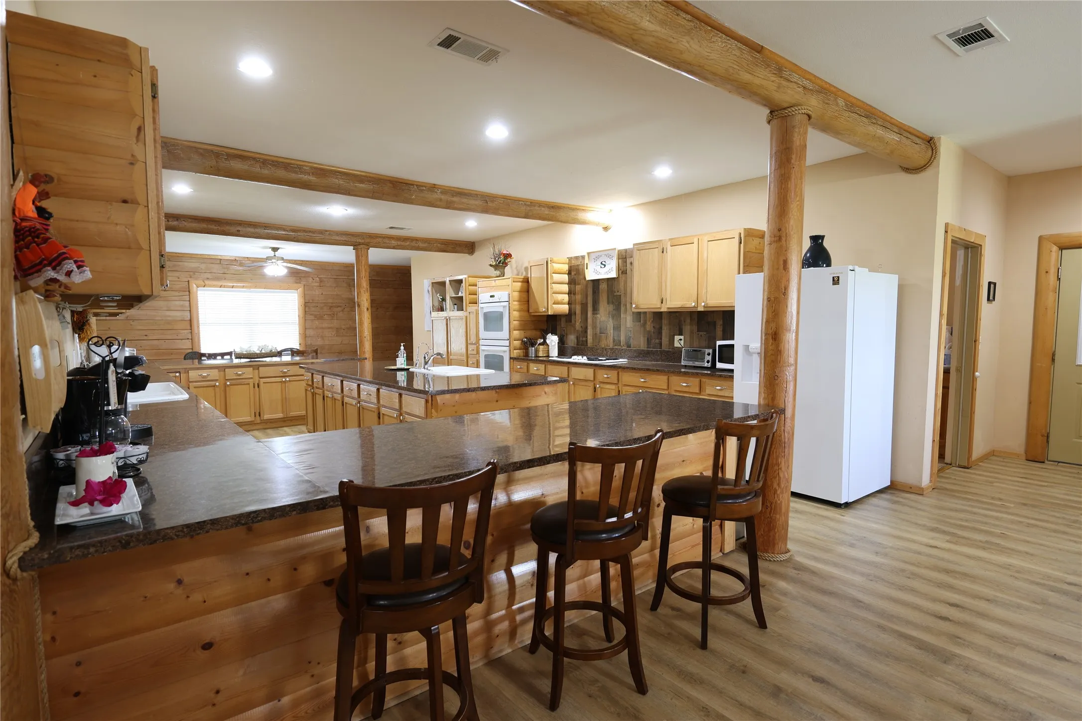 Single Family Residence For Rent in Denton County , 13201 Prairie Sky Lane, Krum, Texas 76249, 4 Bedroom, 4 Bathroom, 3 Garage spaces, 5,810 Sqft, built in 2008, Price $4,500, mls#21357982, Real Estate Agent in Krum, Homes For Rent in Denton county, Homes For Rent in Krum, Realtor in Krum Texas, Real Estate Brokerage Independent Realty Texas, Luminita Cordes Realtor