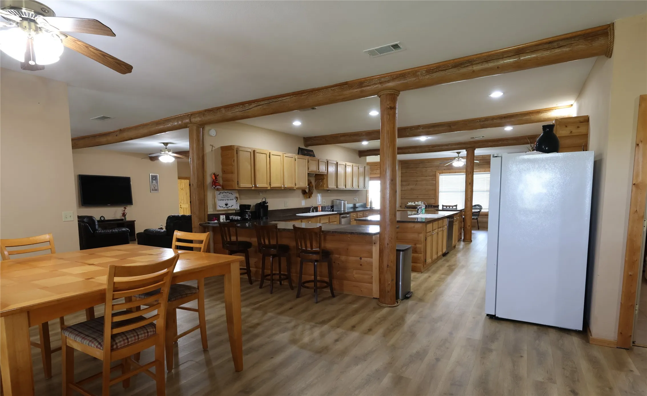 Single Family Residence For Rent in Denton County , 13201 Prairie Sky Lane, Krum, Texas 76249, 4 Bedroom, 4 Bathroom, 3 Garage spaces, 5,810 Sqft, built in 2008, Price $4,500, mls#21357982, Real Estate Agent in Krum, Homes For Rent in Denton county, Homes For Rent in Krum, Realtor in Krum Texas, Real Estate Brokerage Independent Realty Texas, Luminita Cordes Realtor