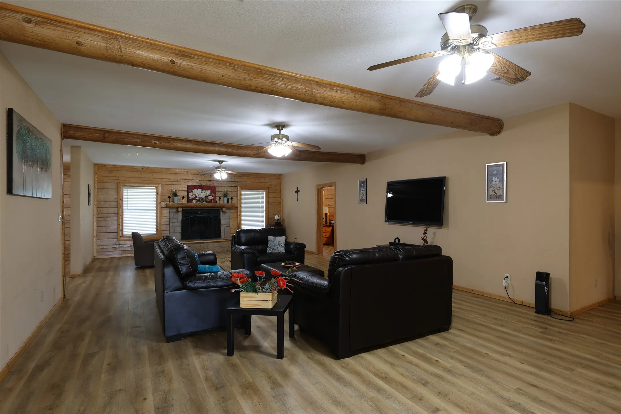 Single Family Residence For Rent in Denton County , 13201 Prairie Sky Lane, Krum, Texas 76249, 4 Bedroom, 4 Bathroom, 3 Garage spaces, 5,810 Sqft, built in 2008, Price $4,500, mls#21357982, Real Estate Agent in Krum, Homes For Rent in Denton county, Homes For Rent in Krum, Realtor in Krum Texas, Real Estate Brokerage Independent Realty Texas, Luminita Cordes Realtor