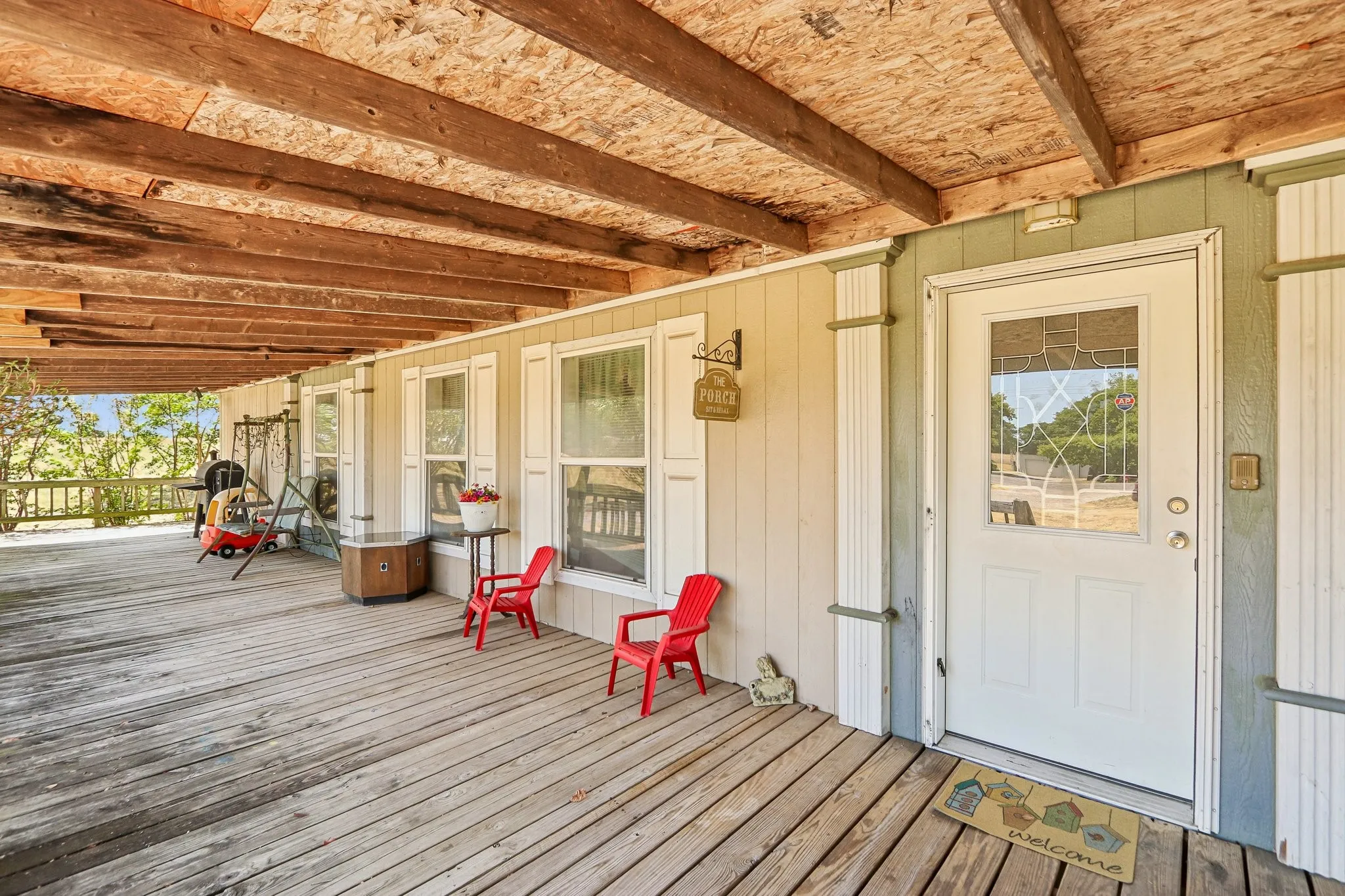 Mobile Home For Sale in Grayson County , 5433 State Highway 160, Whitewright, Texas 75491, 4 Bedroom, 2 Bathroom, Garage spaces, 2,128 Sqft, built in 2004, mls#21357026, Real Estate Agent in Whitewright, Homes For Sale in Grayson county, Homes For Sale in Whitewright, Realtor in Whitewright Texas, Real Estate Brokerage Independent Realty Texas, Luminita Cordes Realtor
