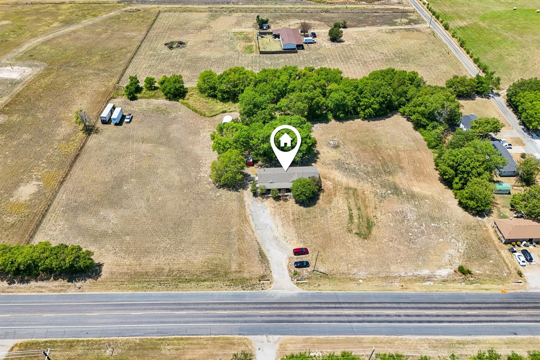 Mobile Home For Sale in Grayson County , 5433 State Highway 160, Whitewright, Texas 75491, 4 Bedroom, 2 Bathroom, Garage spaces, 2,128 Sqft, built in 2004, mls#21357026, Real Estate Agent in Whitewright, Homes For Sale in Grayson county, Homes For Sale in Whitewright, Realtor in Whitewright Texas, Real Estate Brokerage Independent Realty Texas, Luminita Cordes Realtor