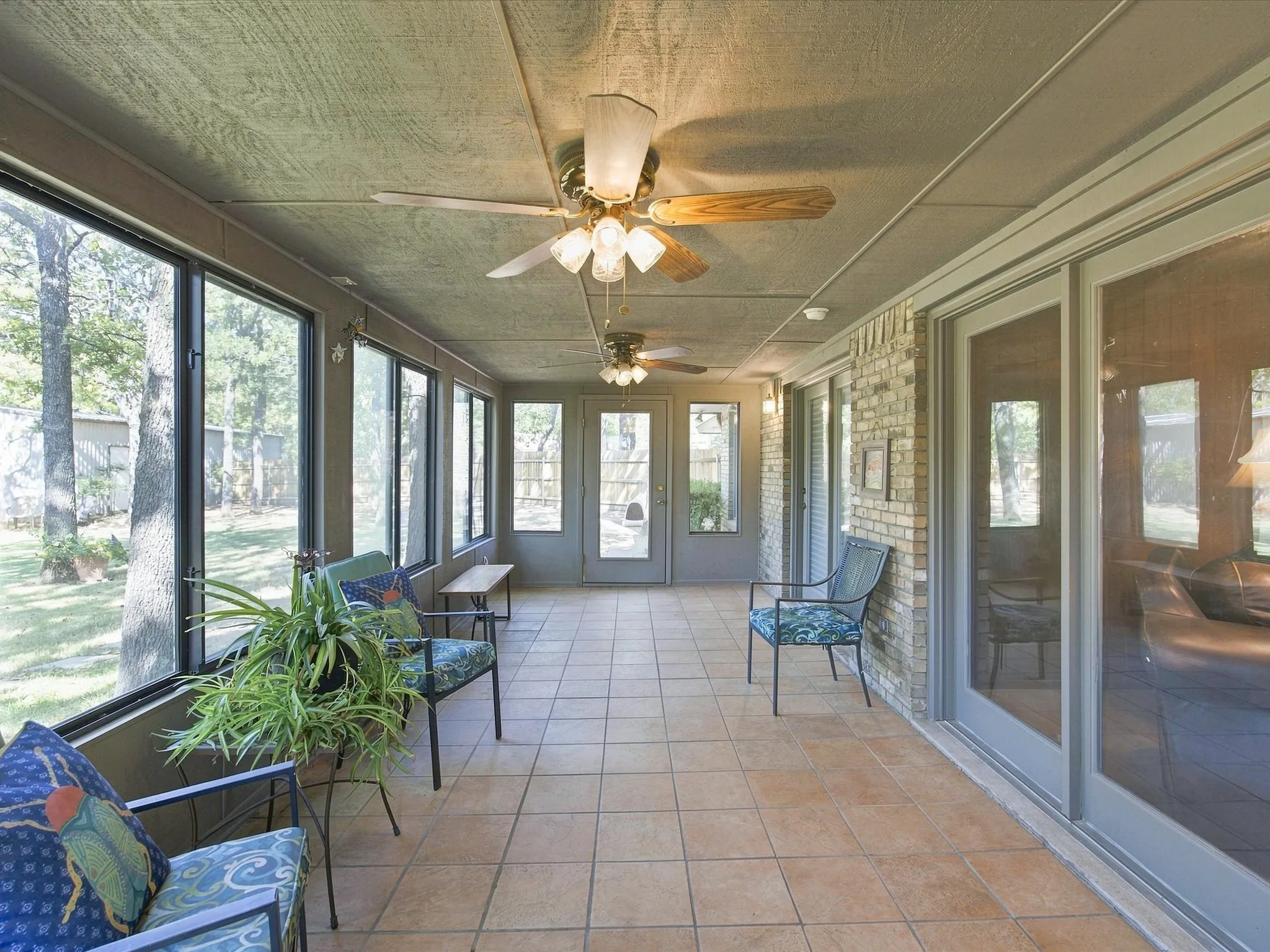 Single Family Residence For Sale in Montague County , 194 PR 203, Bowie, Texas 76230, 3 Bedroom, 2 Bathroom, Garage spaces, 1,986 Sqft, built in 1980, mls#21357443, Real Estate Agent in Bowie, Homes For Sale in Montague county, Homes For Sale in Bowie, Realtor in Bowie Texas, Real Estate Brokerage Independent Realty Texas, Luminita Cordes Realtor