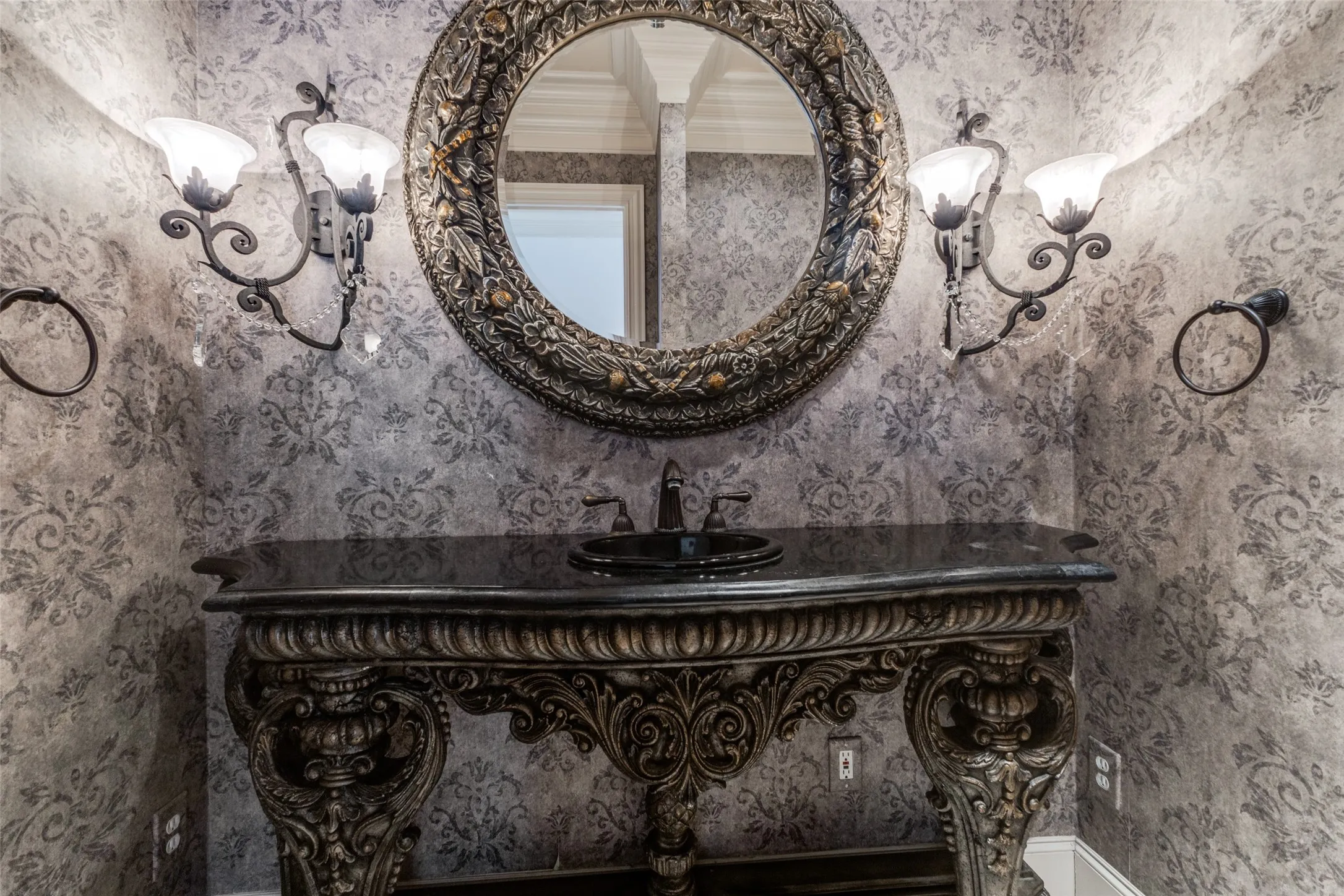 Single Family Residence For Sale in Dallas County , 6416 Dykes Way, Dallas, Texas 75230, 4 Bedroom, 6 Bathroom, 3 Garage spaces, 5,354 Sqft, built in 2001, Price $2,299,000, mls#21357735, Real Estate Agent in Dallas, Homes For Sale in Dallas county, Homes For Sale in Dallas, Realtor in Dallas Texas, Real Estate Brokerage Independent Realty Texas, Luminita Cordes Realtor