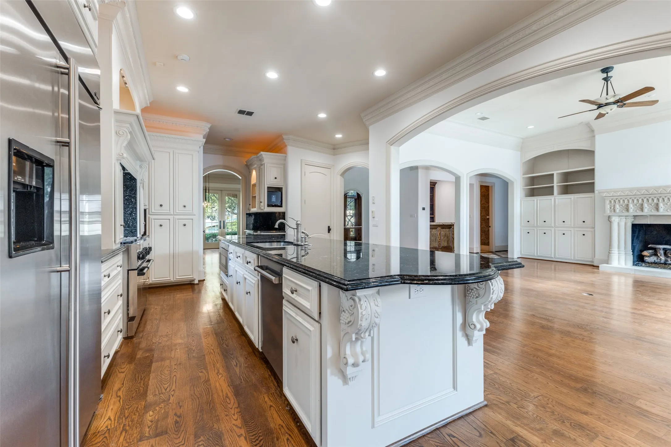 Single Family Residence For Sale in Dallas County , 6416 Dykes Way, Dallas, Texas 75230, 4 Bedroom, 6 Bathroom, 3 Garage spaces, 5,354 Sqft, built in 2001, Price $2,299,000, mls#21357735, Real Estate Agent in Dallas, Homes For Sale in Dallas county, Homes For Sale in Dallas, Realtor in Dallas Texas, Real Estate Brokerage Independent Realty Texas, Luminita Cordes Realtor