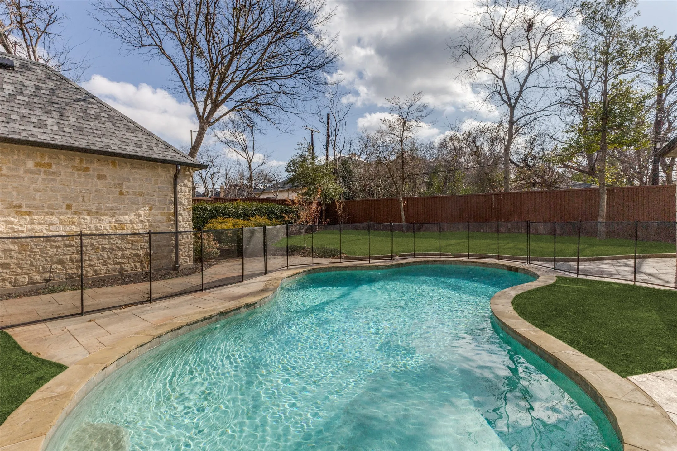Single Family Residence For Sale in Dallas County , 6416 Dykes Way, Dallas, Texas 75230, 4 Bedroom, 6 Bathroom, 3 Garage spaces, 5,354 Sqft, built in 2001, Price $2,299,000, mls#21357735, Real Estate Agent in Dallas, Homes For Sale in Dallas county, Homes For Sale in Dallas, Realtor in Dallas Texas, Real Estate Brokerage Independent Realty Texas, Luminita Cordes Realtor