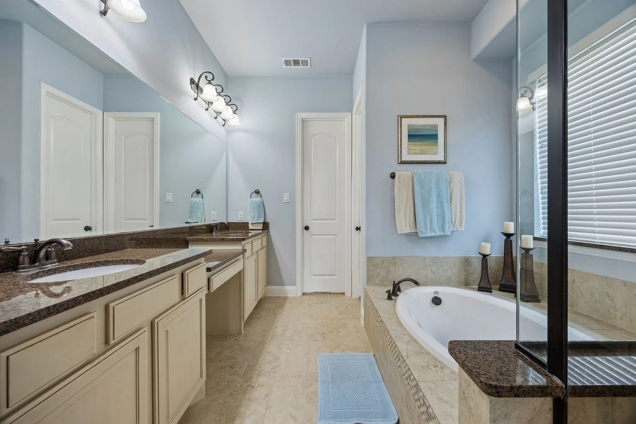 Single Family Residence For Sale in Denton County , 8218 Haltered Horse Lane, Frisco, Texas 75036, 4 Bedroom, 3 Bathroom, 2 Garage spaces, 2,643 Sqft, built in 2014, mls#21357962, Real Estate Agent in Frisco, Homes For Sale in Denton county, Homes For Sale in Frisco, Realtor in Frisco Texas, Real Estate Brokerage Independent Realty Texas, Luminita Cordes Realtor
