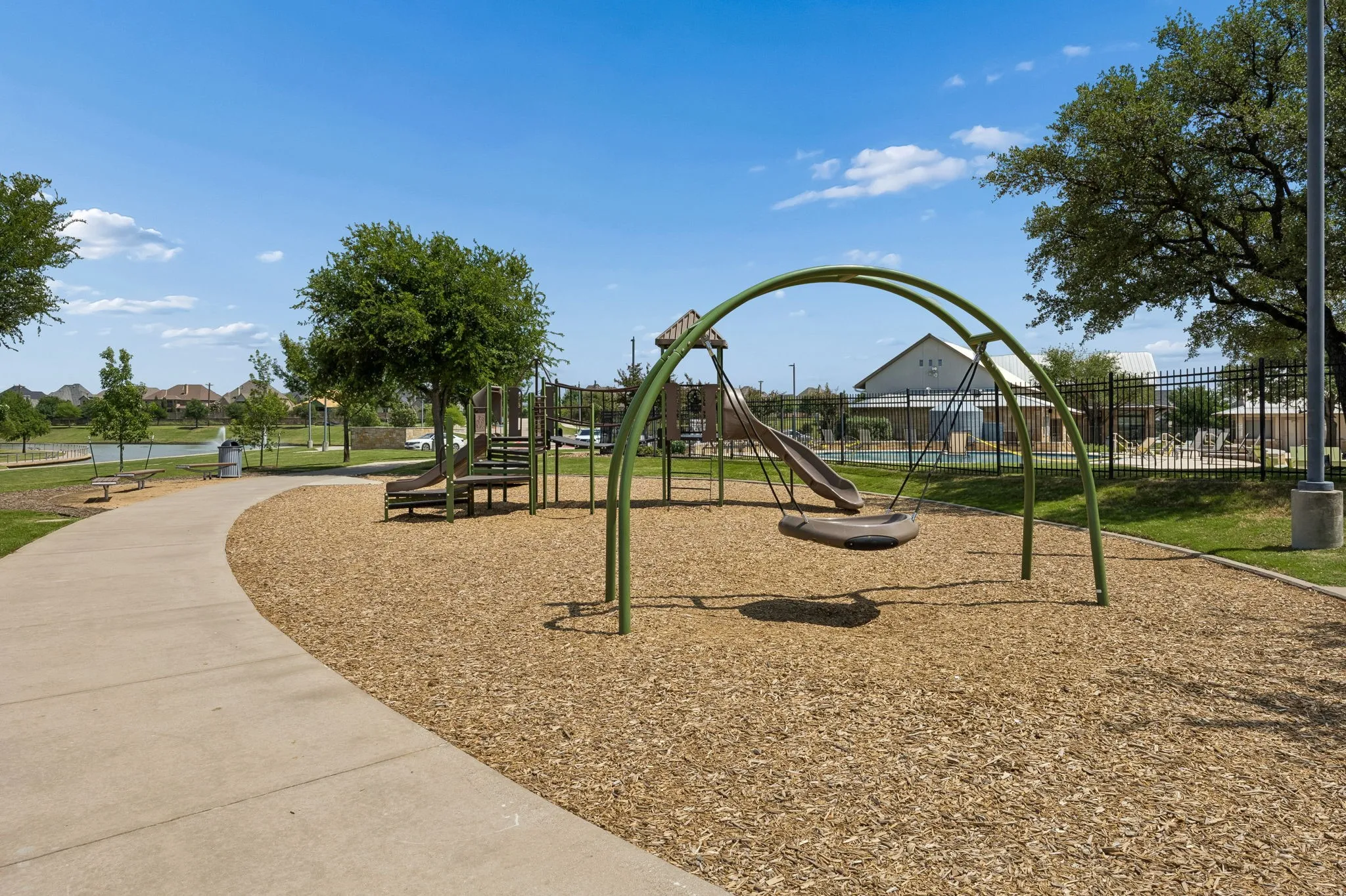 Single Family Residence For Sale in Denton County , 8218 Haltered Horse Lane, Frisco, Texas 75036, 4 Bedroom, 3 Bathroom, 2 Garage spaces, 2,643 Sqft, built in 2014, mls#21357962, Real Estate Agent in Frisco, Homes For Sale in Denton county, Homes For Sale in Frisco, Realtor in Frisco Texas, Real Estate Brokerage Independent Realty Texas, Luminita Cordes Realtor