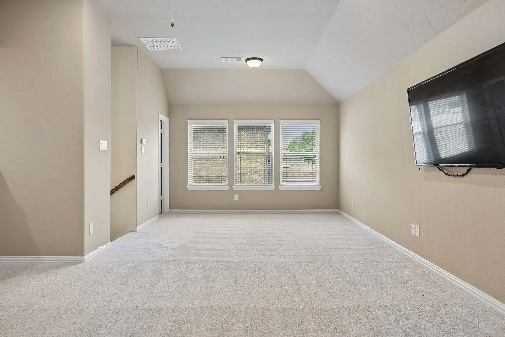 Single Family Residence For Sale in Denton County , 8218 Haltered Horse Lane, Frisco, Texas 75036, 4 Bedroom, 3 Bathroom, 2 Garage spaces, 2,643 Sqft, built in 2014, mls#21357962, Real Estate Agent in Frisco, Homes For Sale in Denton county, Homes For Sale in Frisco, Realtor in Frisco Texas, Real Estate Brokerage Independent Realty Texas, Luminita Cordes Realtor