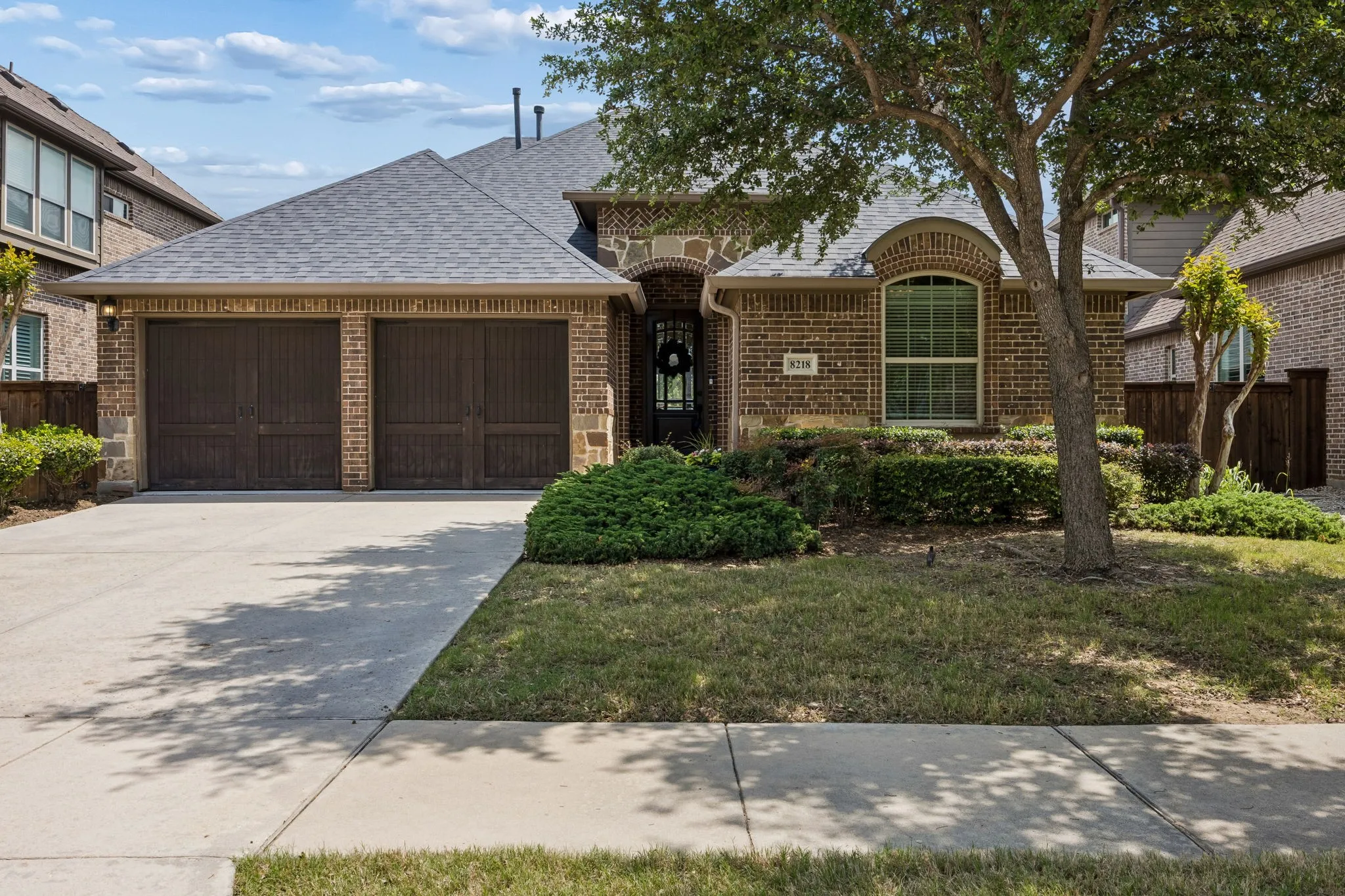 Single Family Residence For Sale in Denton County , 8218 Haltered Horse Lane, Frisco, Texas 75036, 4 Bedroom, 3 Bathroom, 2 Garage spaces, 2,643 Sqft, built in 2014, mls#21357962, Real Estate Agent in Frisco, Homes For Sale in Denton county, Homes For Sale in Frisco, Realtor in Frisco Texas, Real Estate Brokerage Independent Realty Texas, Luminita Cordes Realtor