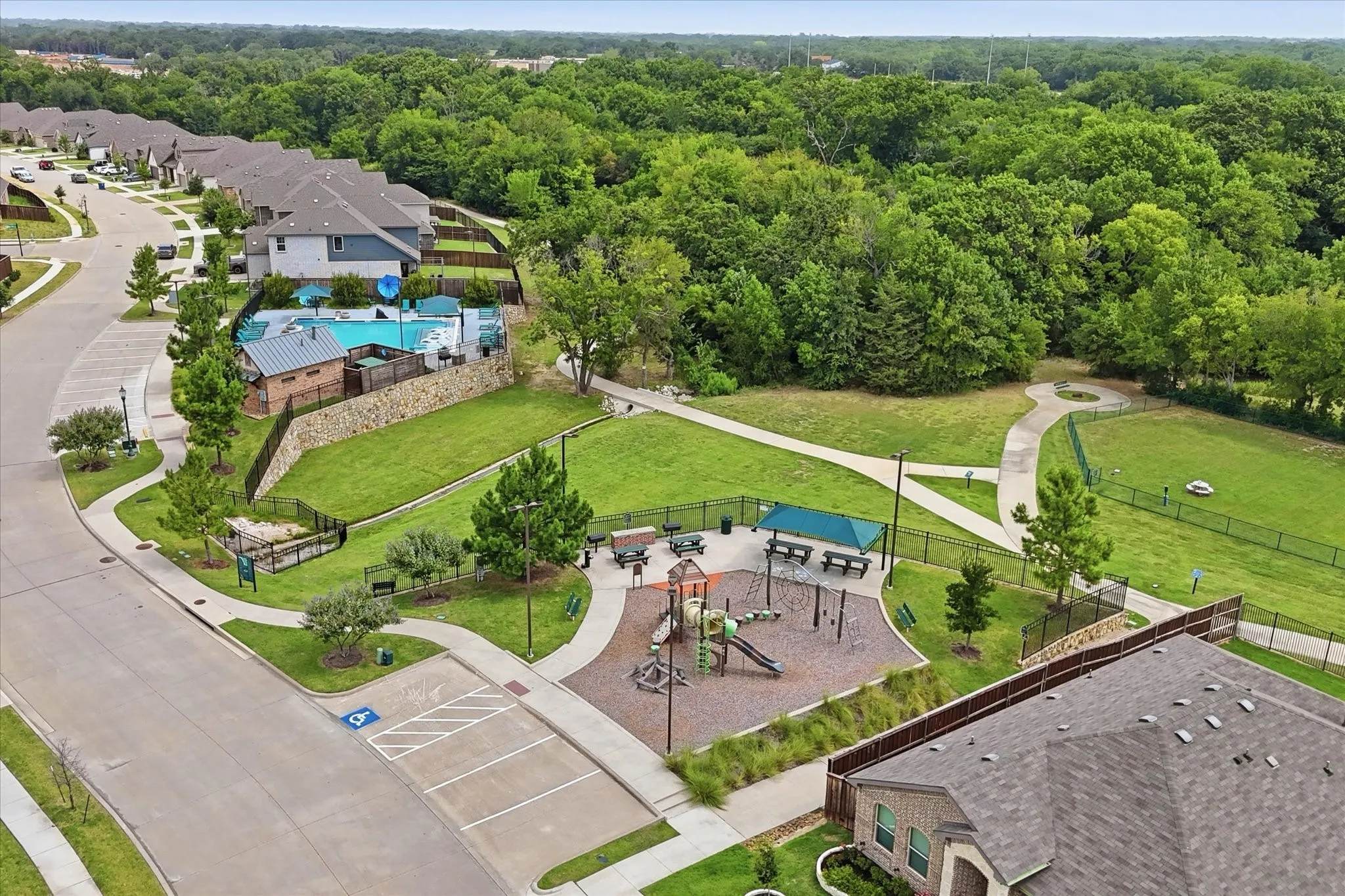 Single Family Residence For Sale in Denton County , 3728 Maroon Creek Road, Aubrey, Texas 76227, 4 Bedroom, 2 Bathroom, 2 Garage spaces, 1,976 Sqft, built in 2022, mls#21357041, Real Estate Agent in Aubrey, Homes For Sale in Denton county, Homes For Sale in Aubrey, Realtor in Aubrey Texas, Real Estate Brokerage Independent Realty Texas, Luminita Cordes Realtor