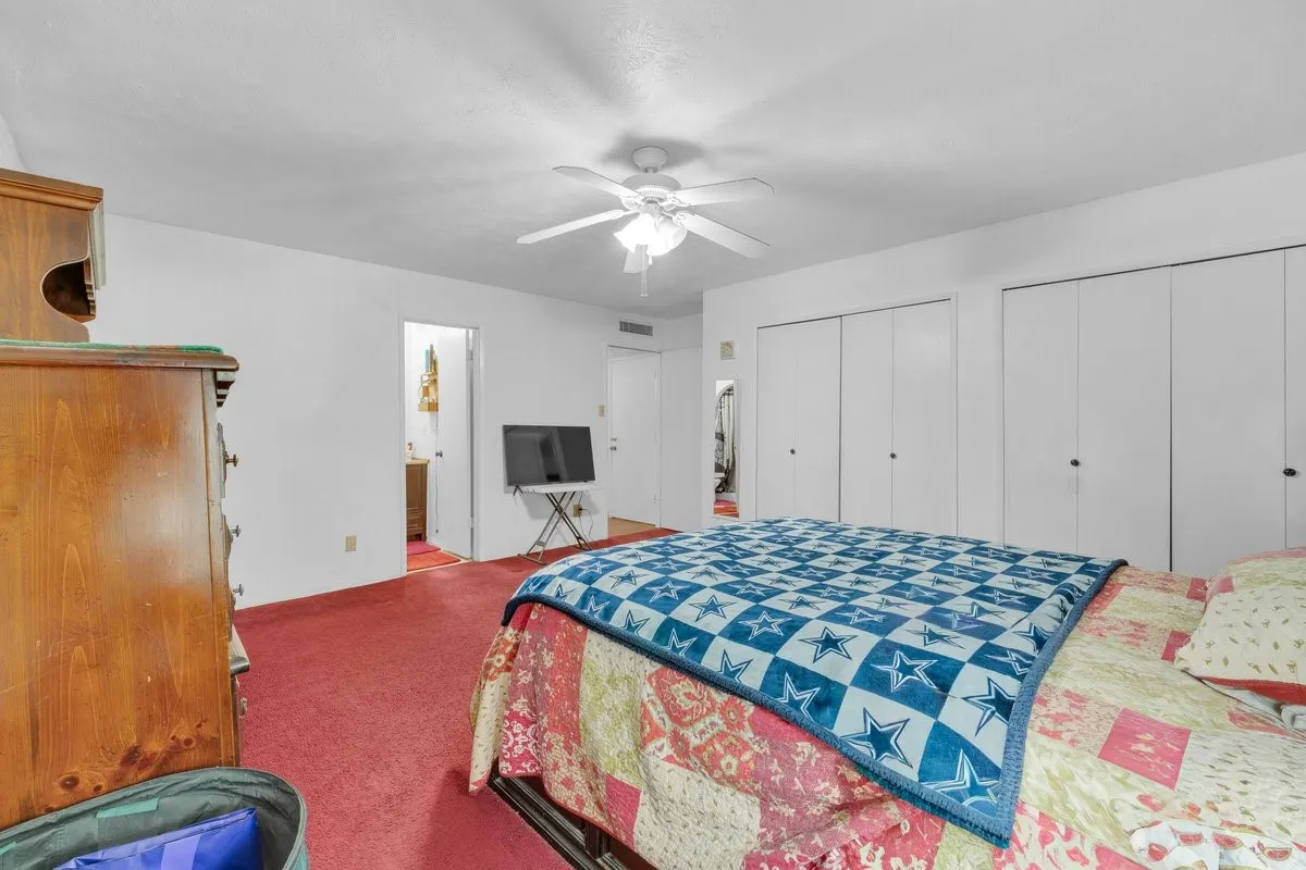 Single Family Residence For Sale in Denton County , 5013 Shannon Drive, The Colony, Texas 75056, 3 Bedroom, 2 Bathroom, 1 Garage spaces, 1,388 Sqft, built in 1977, mls#21357785, Real Estate Agent in The Colony, Homes For Sale in Denton county, Homes For Sale in The Colony, Realtor in The Colony Texas, Real Estate Brokerage Independent Realty Texas, Luminita Cordes Realtor