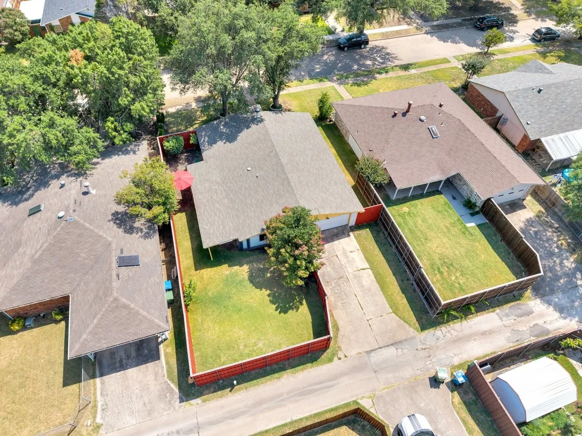 Single Family Residence For Sale in Denton County , 5013 Shannon Drive, The Colony, Texas 75056, 3 Bedroom, 2 Bathroom, 1 Garage spaces, 1,388 Sqft, built in 1977, mls#21357785, Real Estate Agent in The Colony, Homes For Sale in Denton county, Homes For Sale in The Colony, Realtor in The Colony Texas, Real Estate Brokerage Independent Realty Texas, Luminita Cordes Realtor